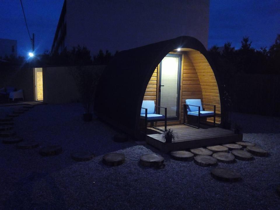 Bungalow - Photo 2