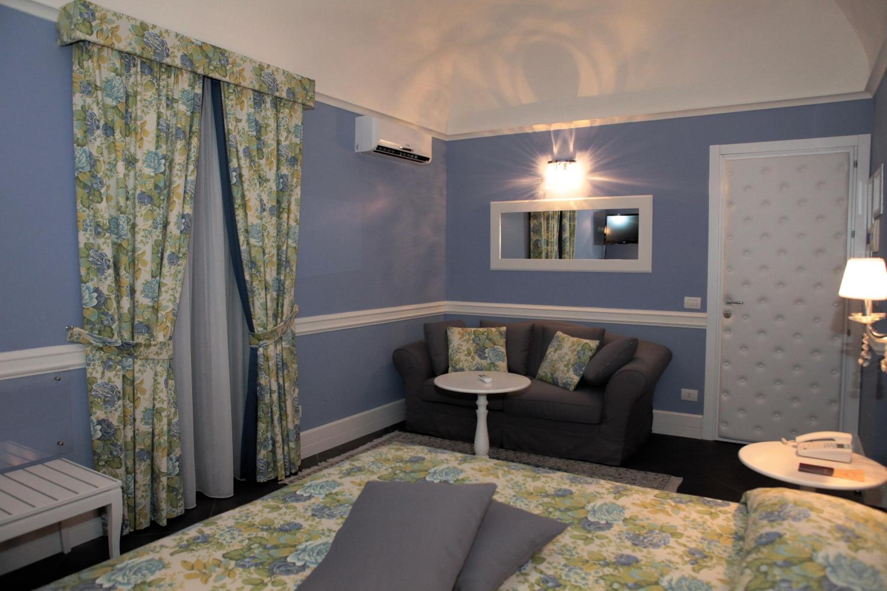 Suite - Photo 6