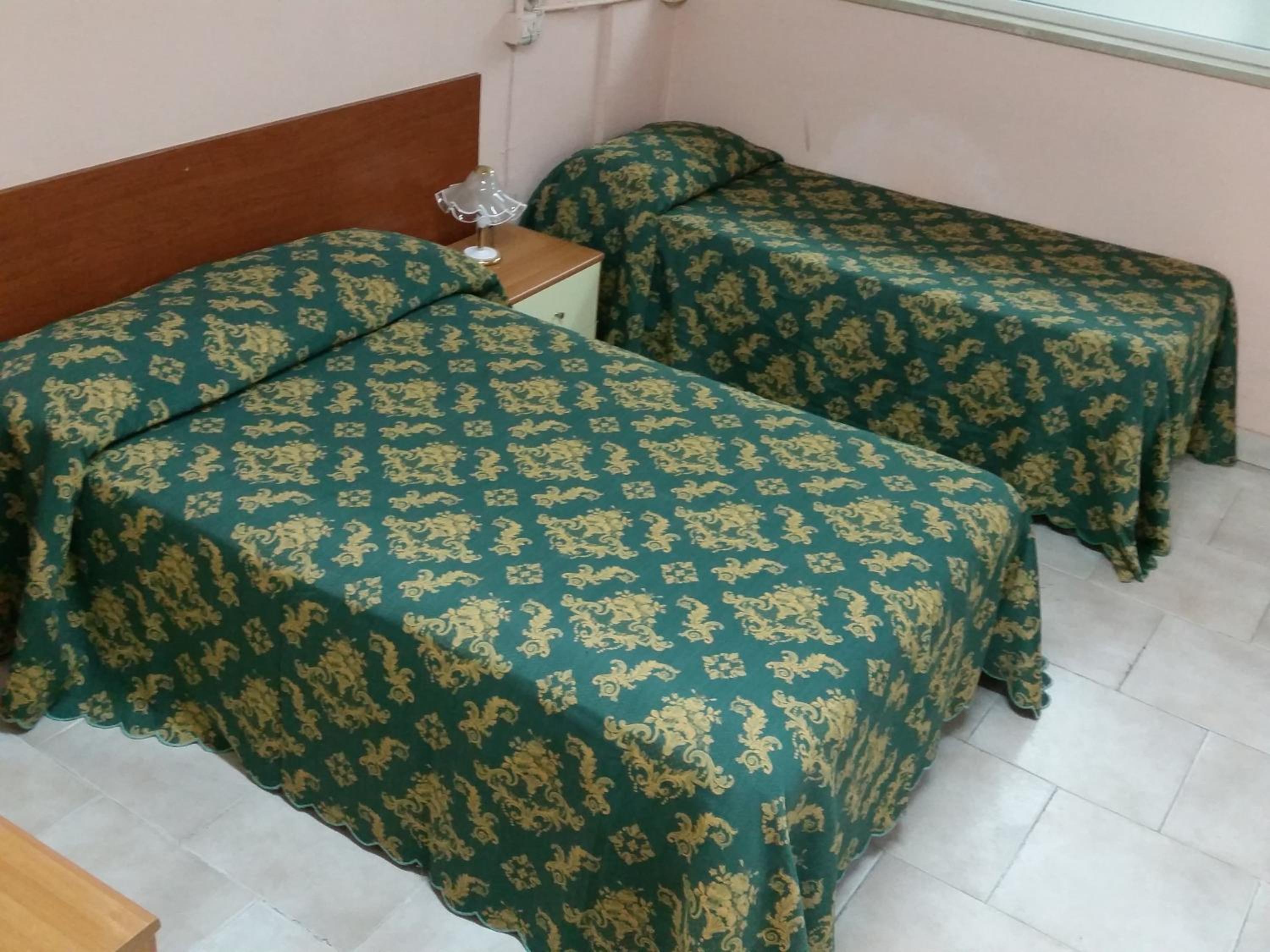 Triple Room - Photo 1