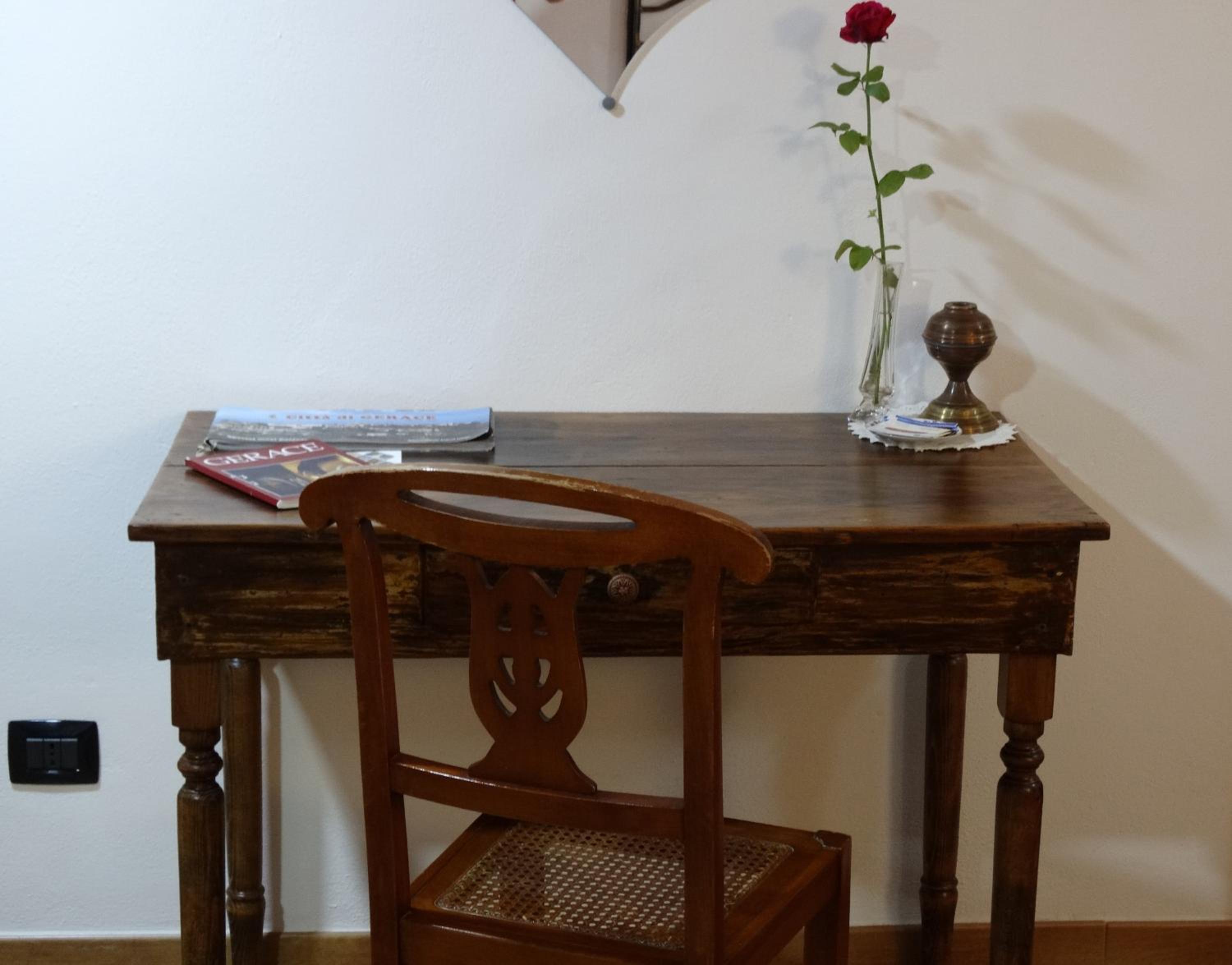 Apartment - Photo 2