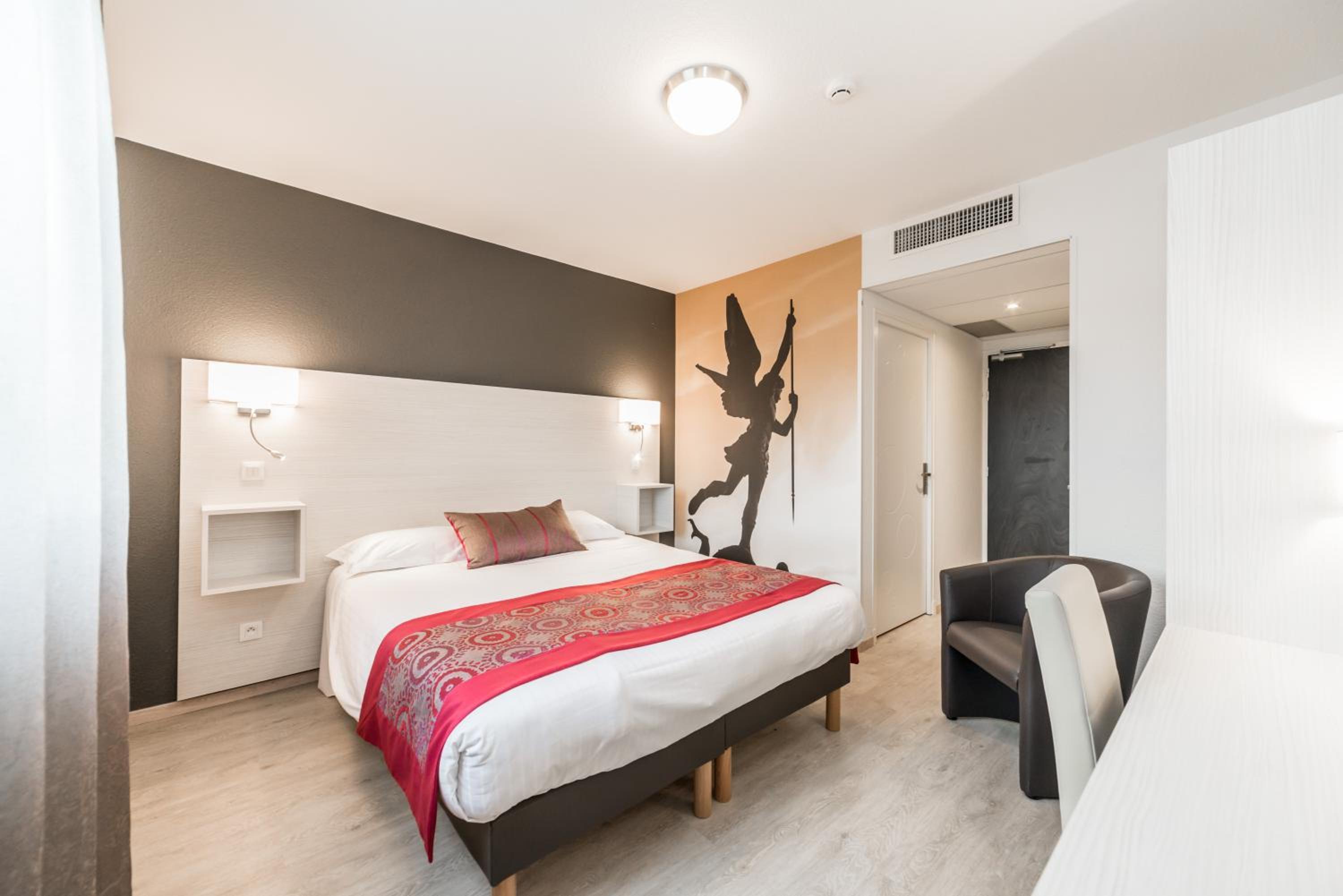 Comfort Double Room - with Air Conditioning - Photo 1