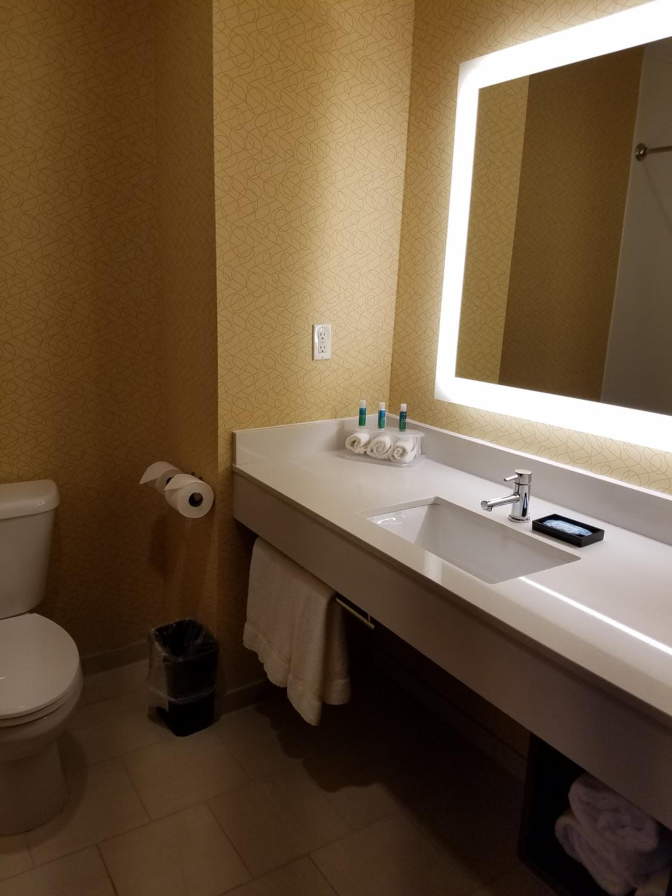 Standard Room photo 2