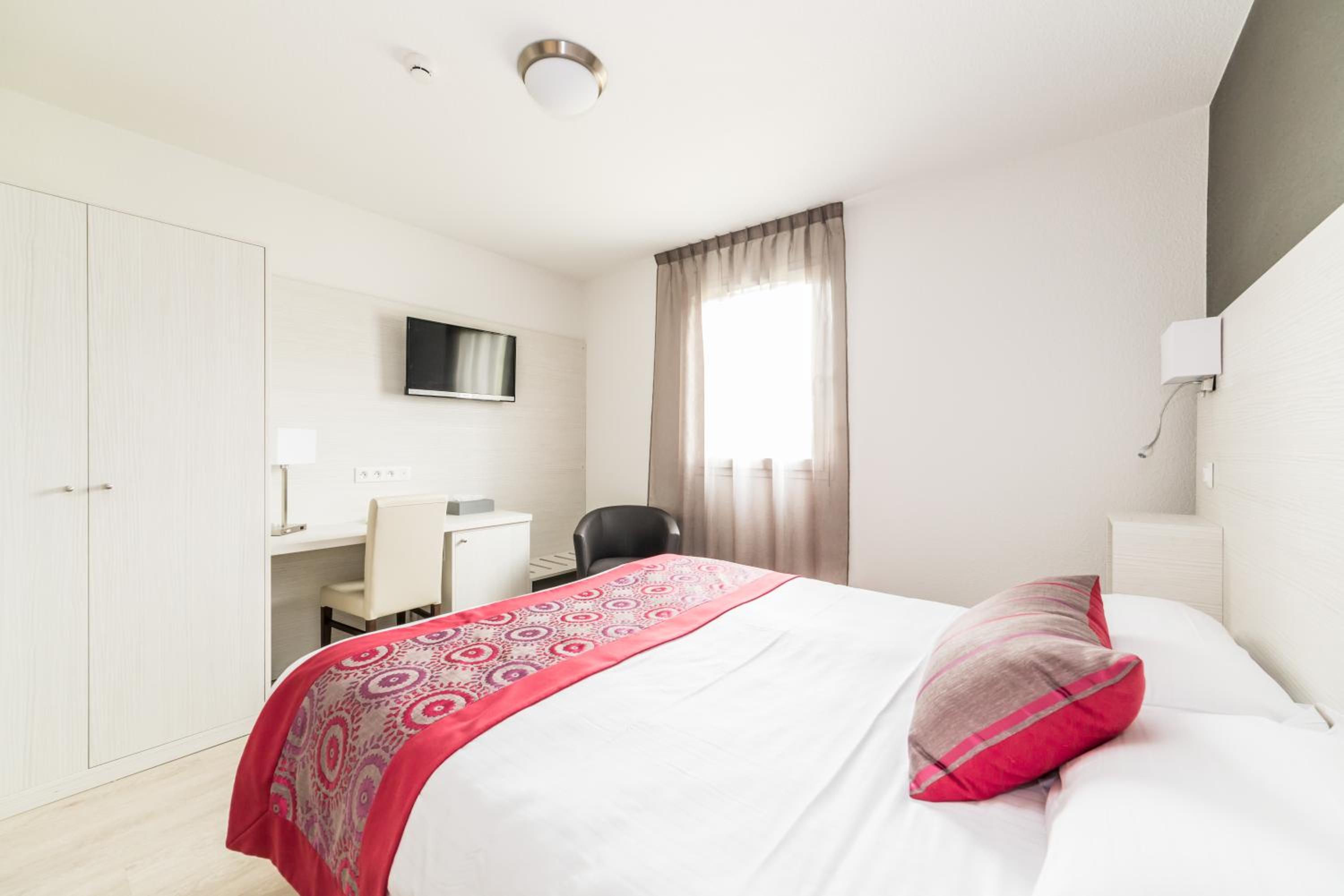 Comfort Double Room - with Air Conditioning - Photo 5