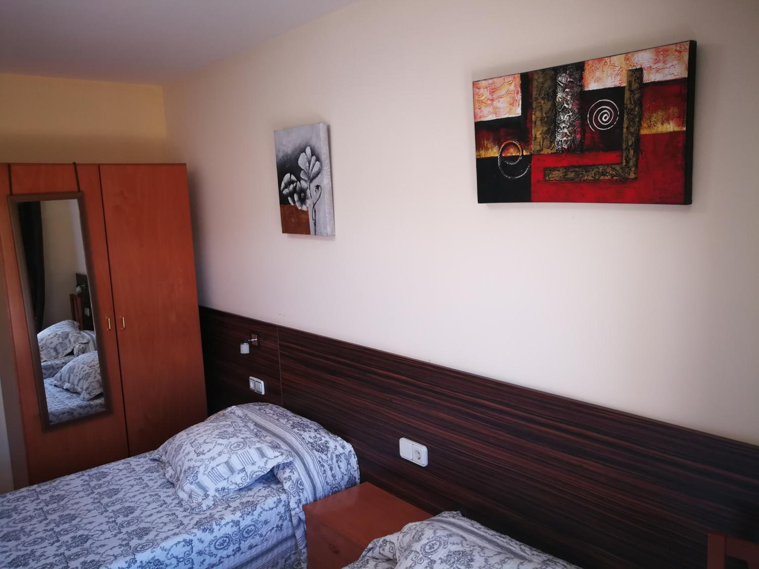 Twin Room with Mountain View photo 3