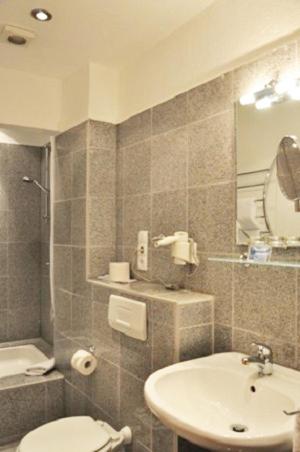 Triple Room photo 3
