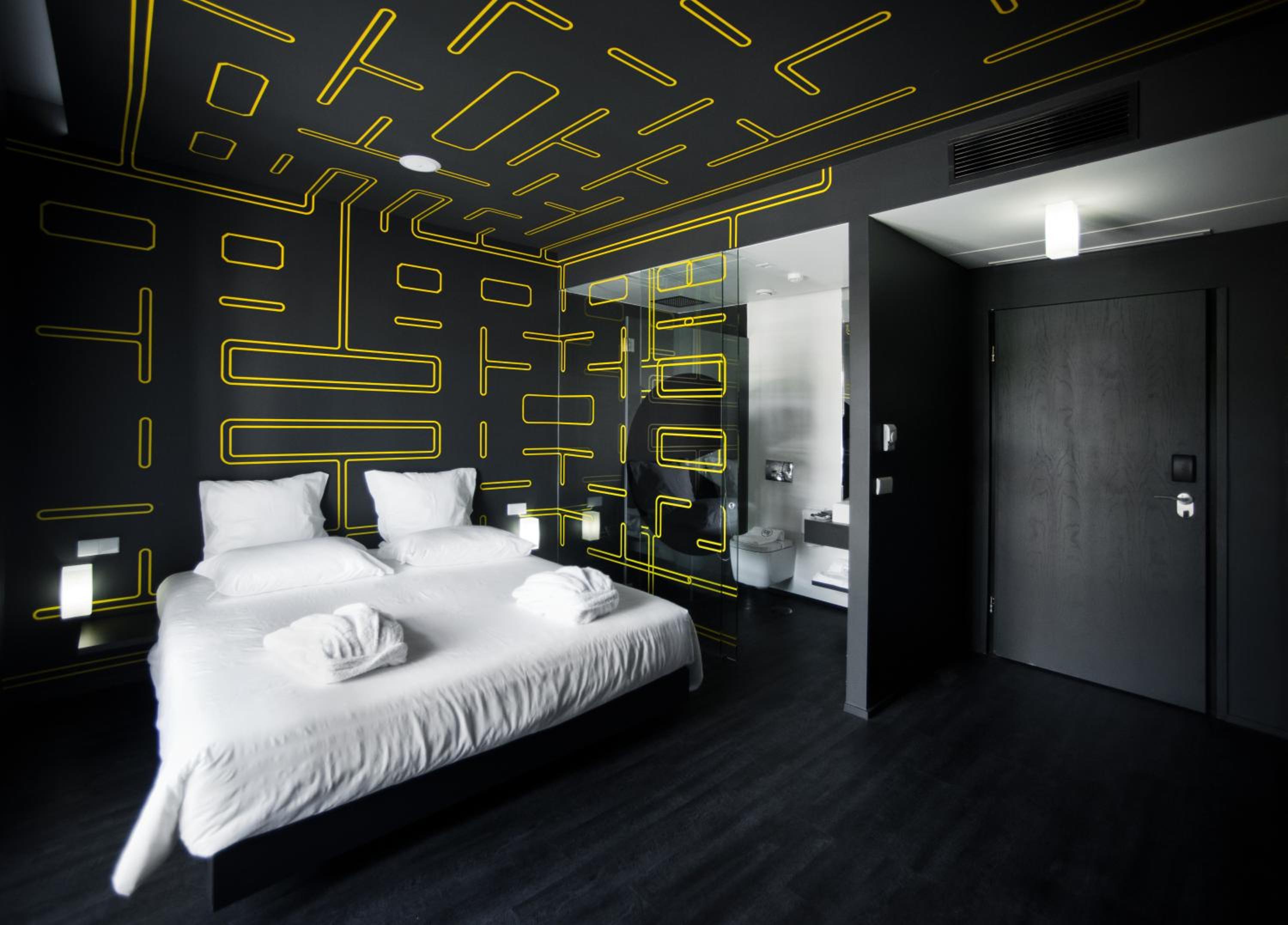 Double or Twin Room with Spa Access - Photo 3