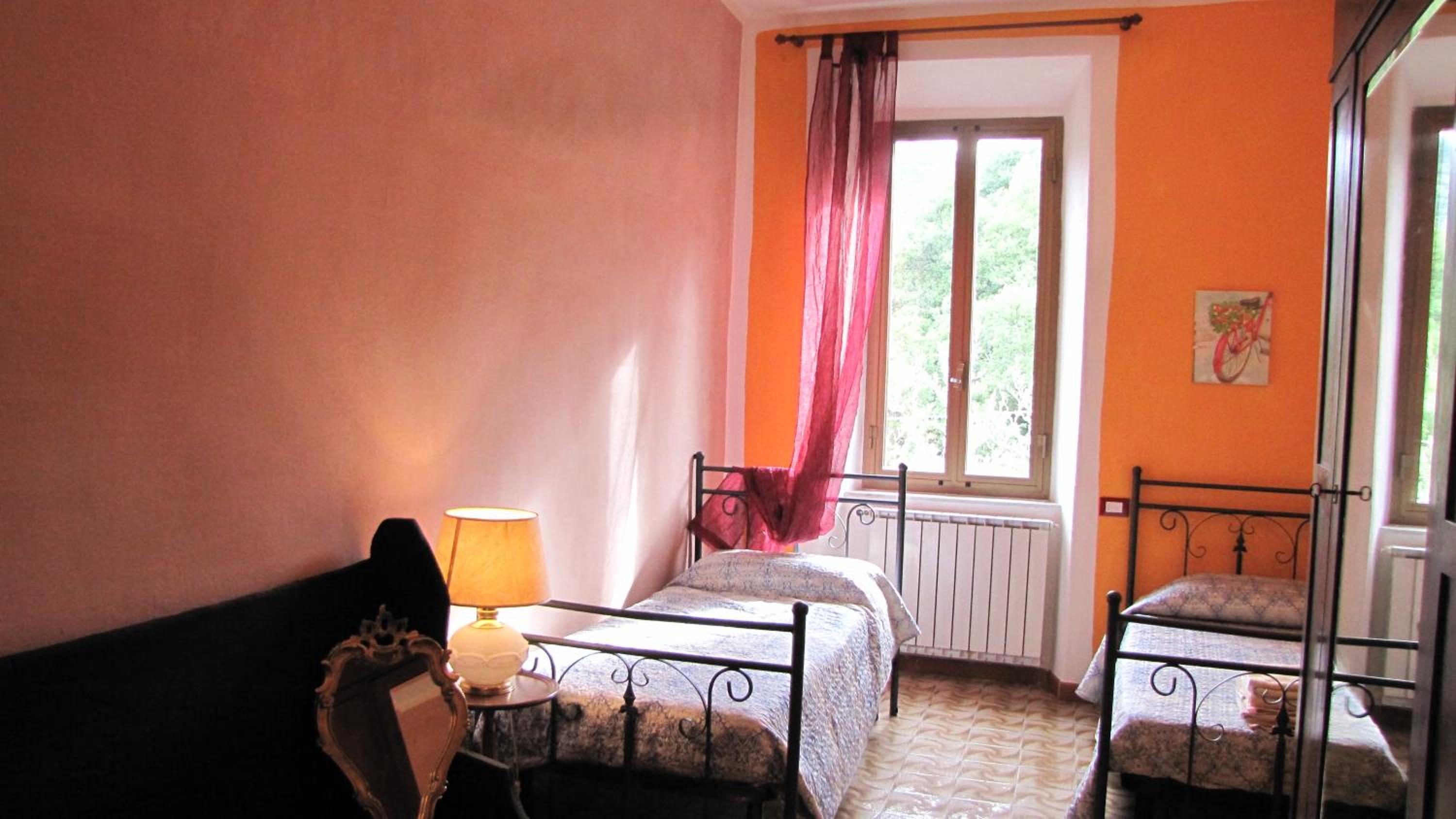 Three-Bedroom Apartment - Photo 25
