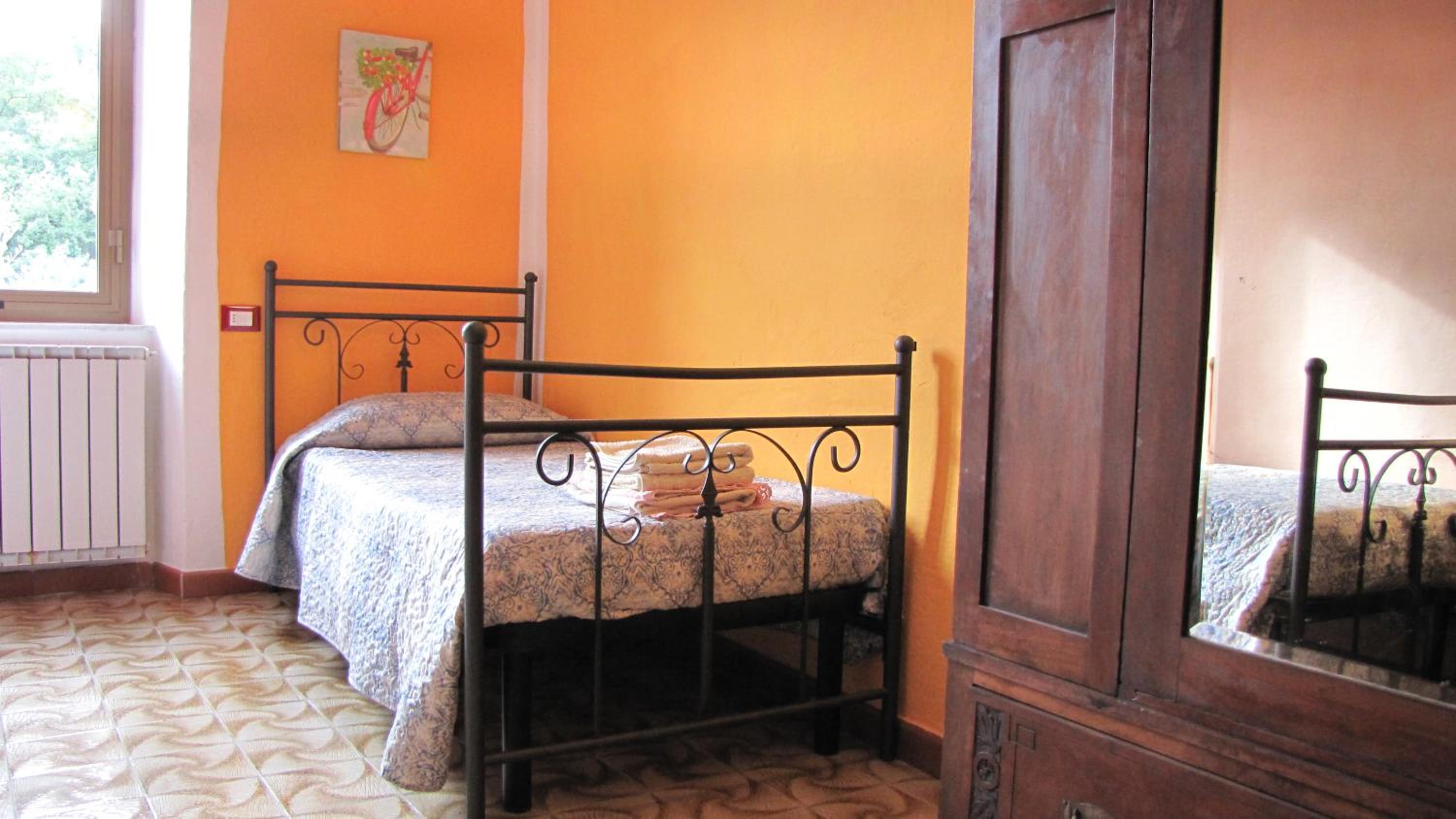 Three-Bedroom Apartment - Photo 28