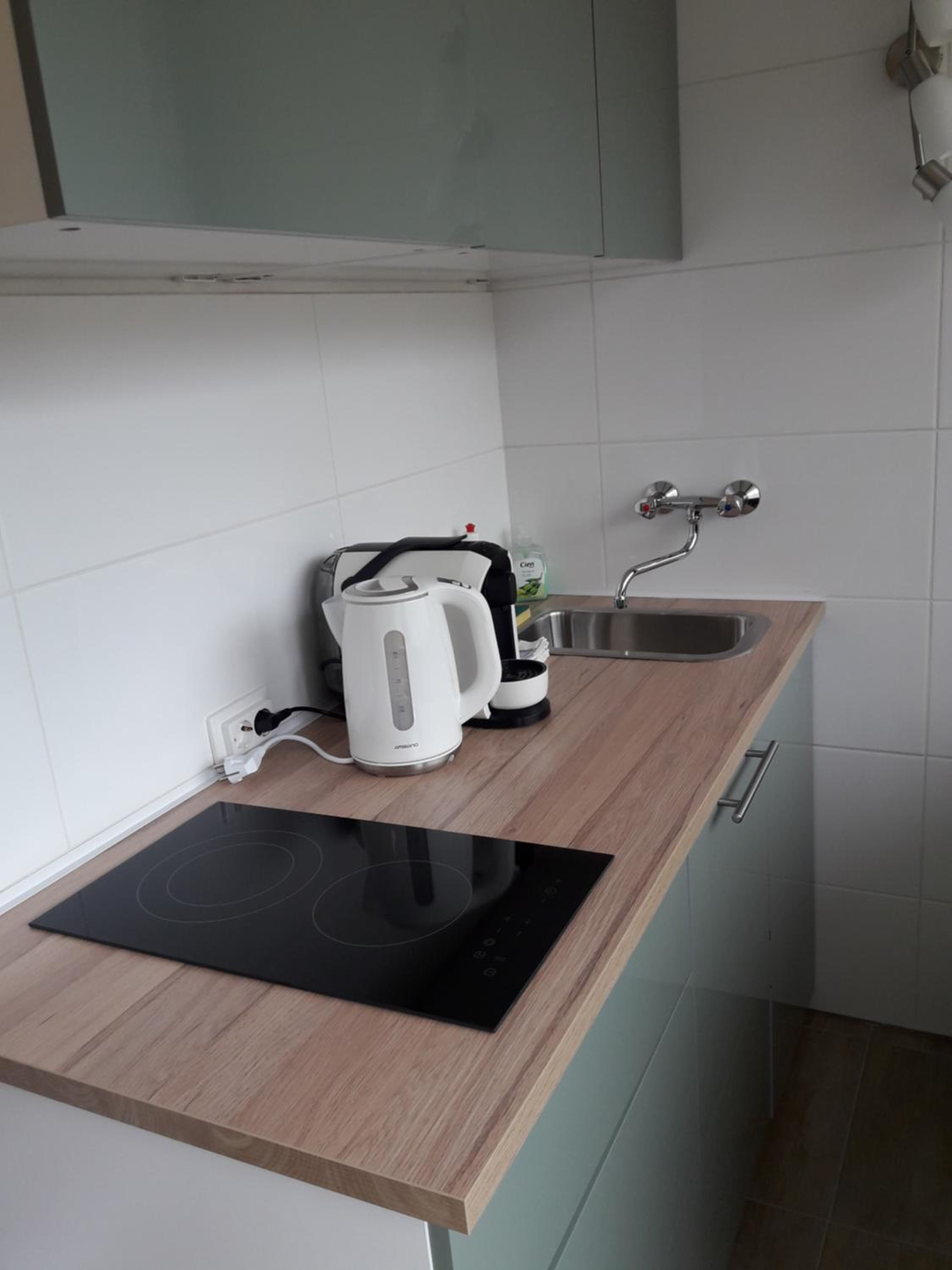 Studio Apartment - Photo 15