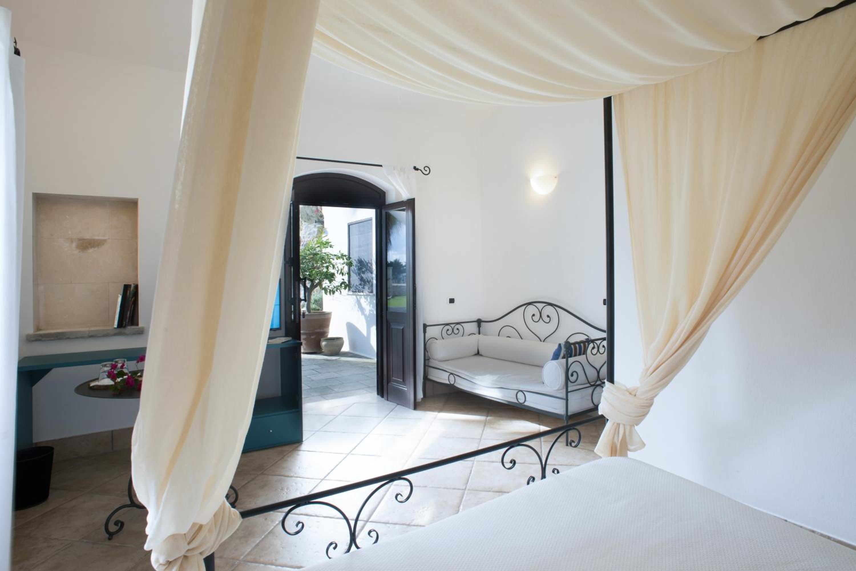 Classic Double Room - Photo 3