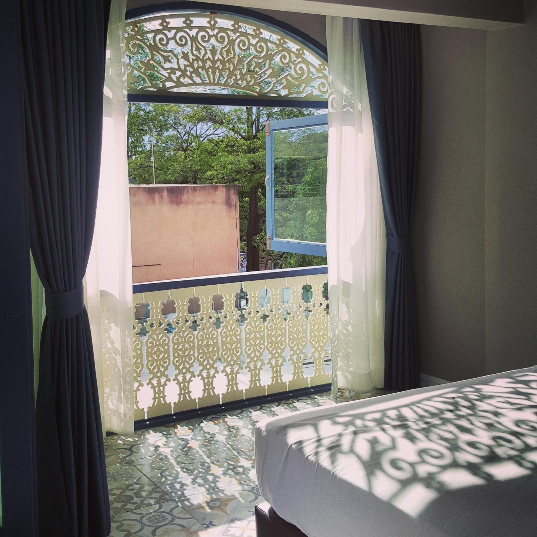 Superior Double Room with Balcony - Photo 8