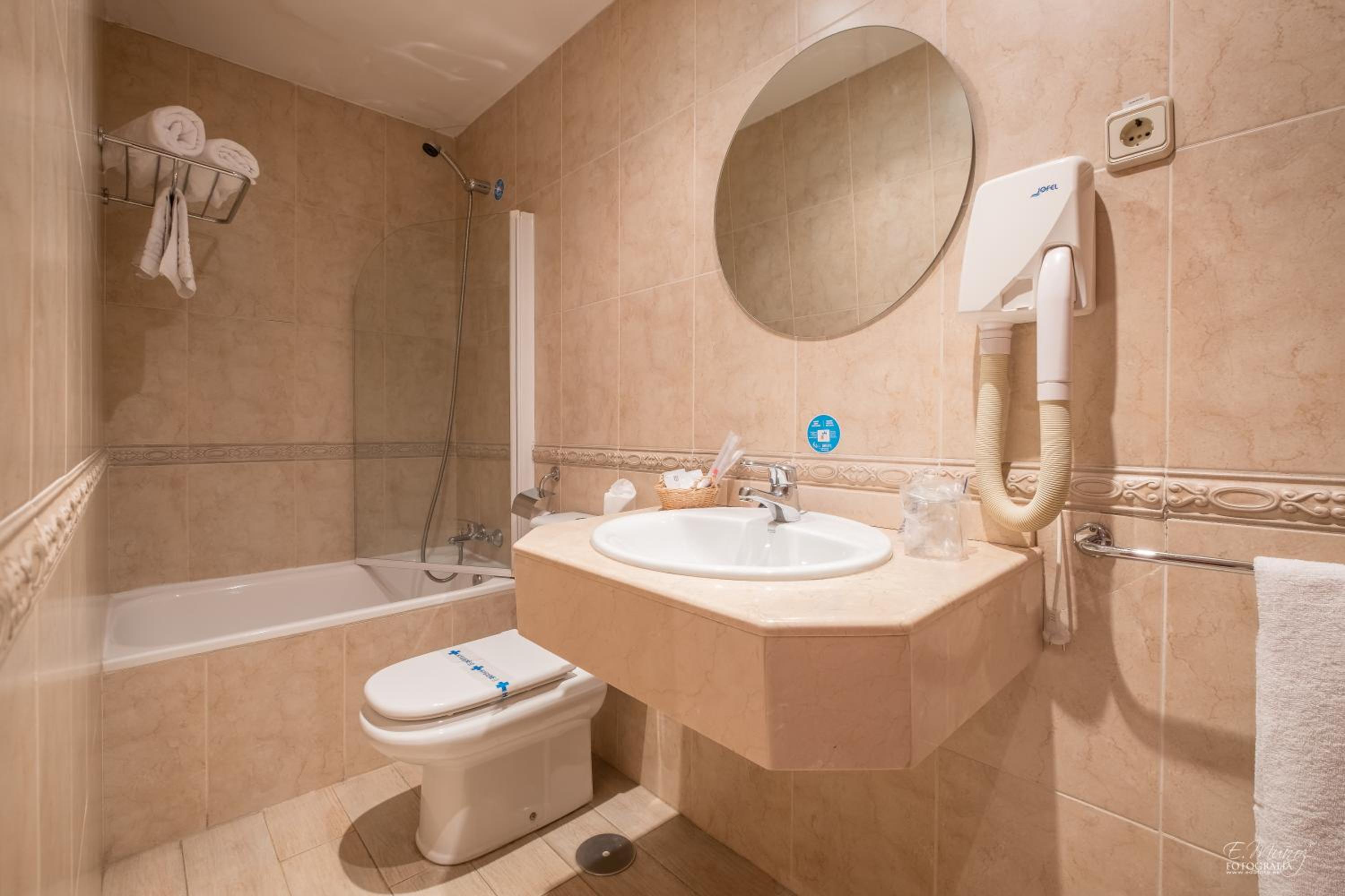 Double Room - Romantic Package photo 3