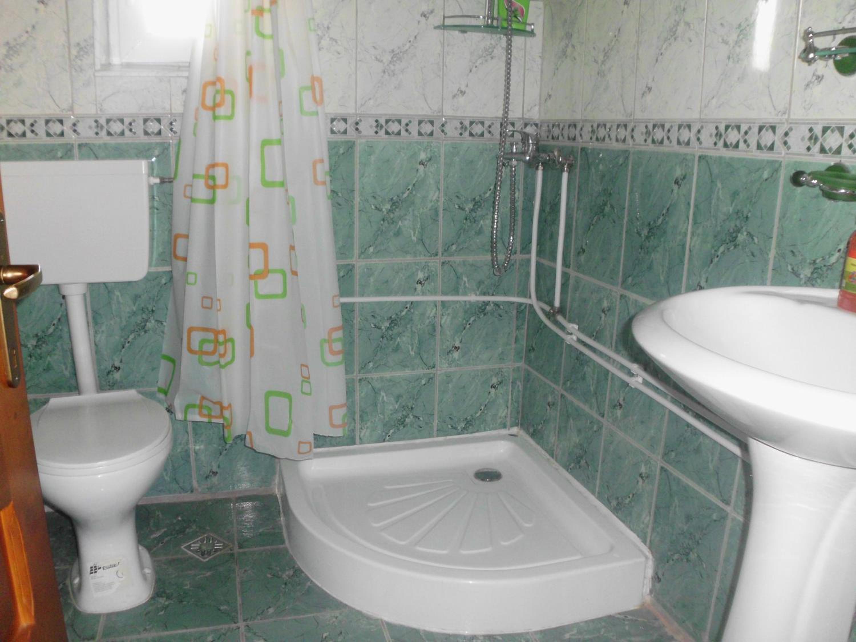 Triple Room - Photo 7