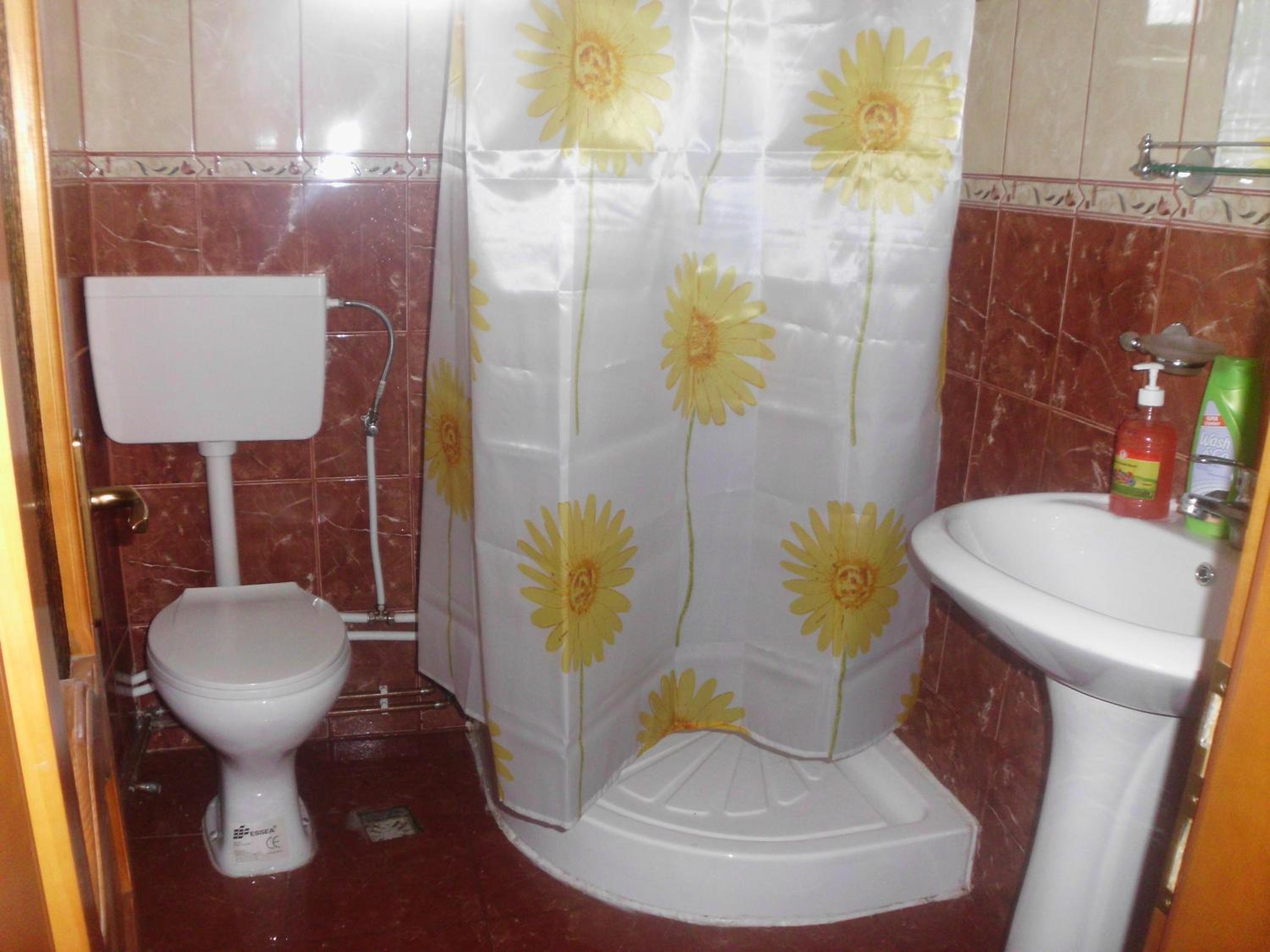 Triple Room - Photo 6