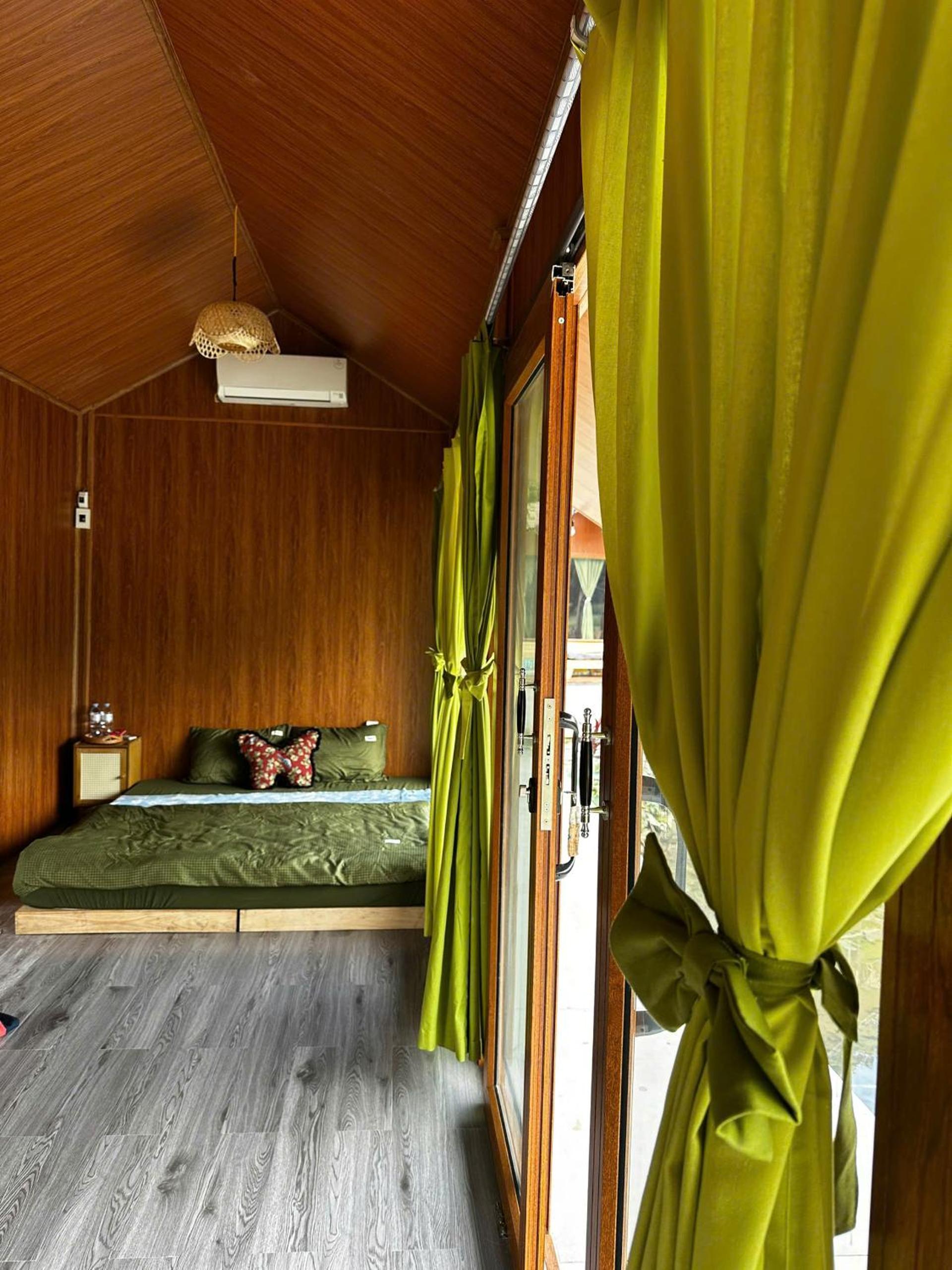 Superior Bungalow