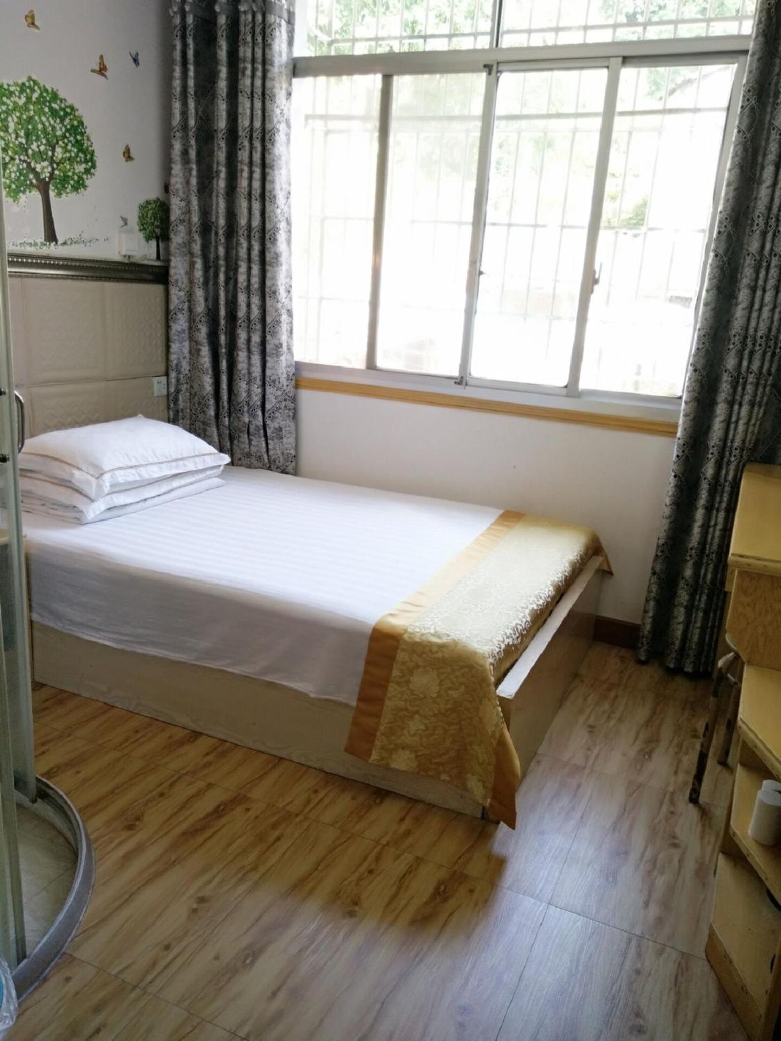 Standard Single Room photo 3