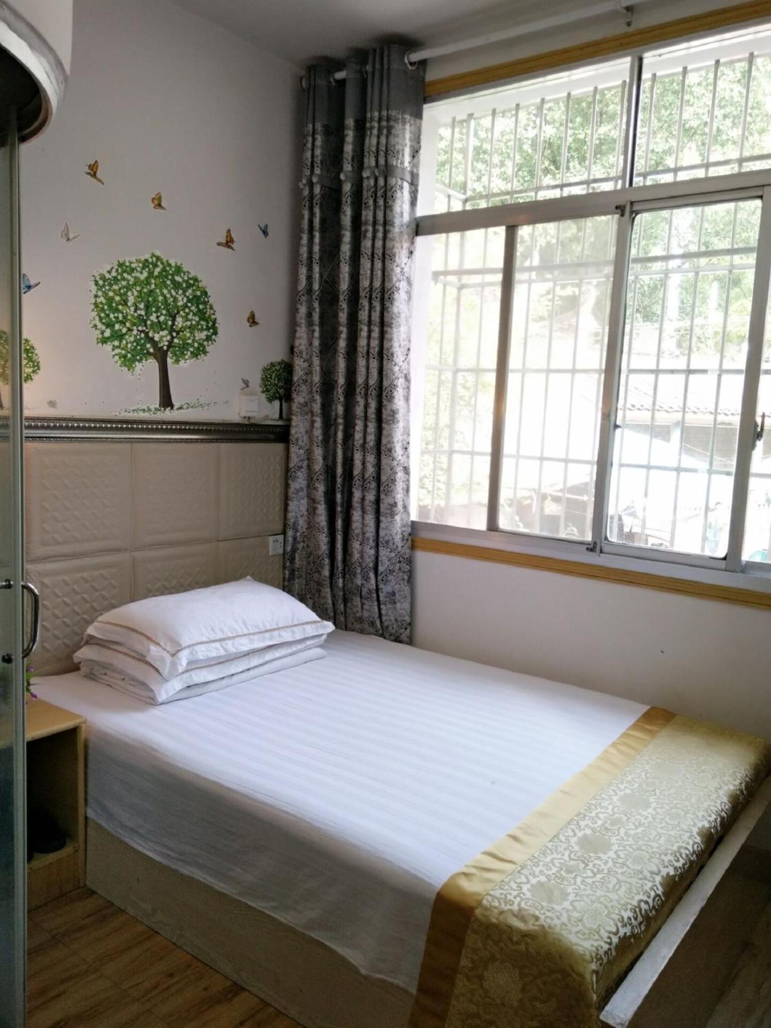 Standard Single Room photo 2