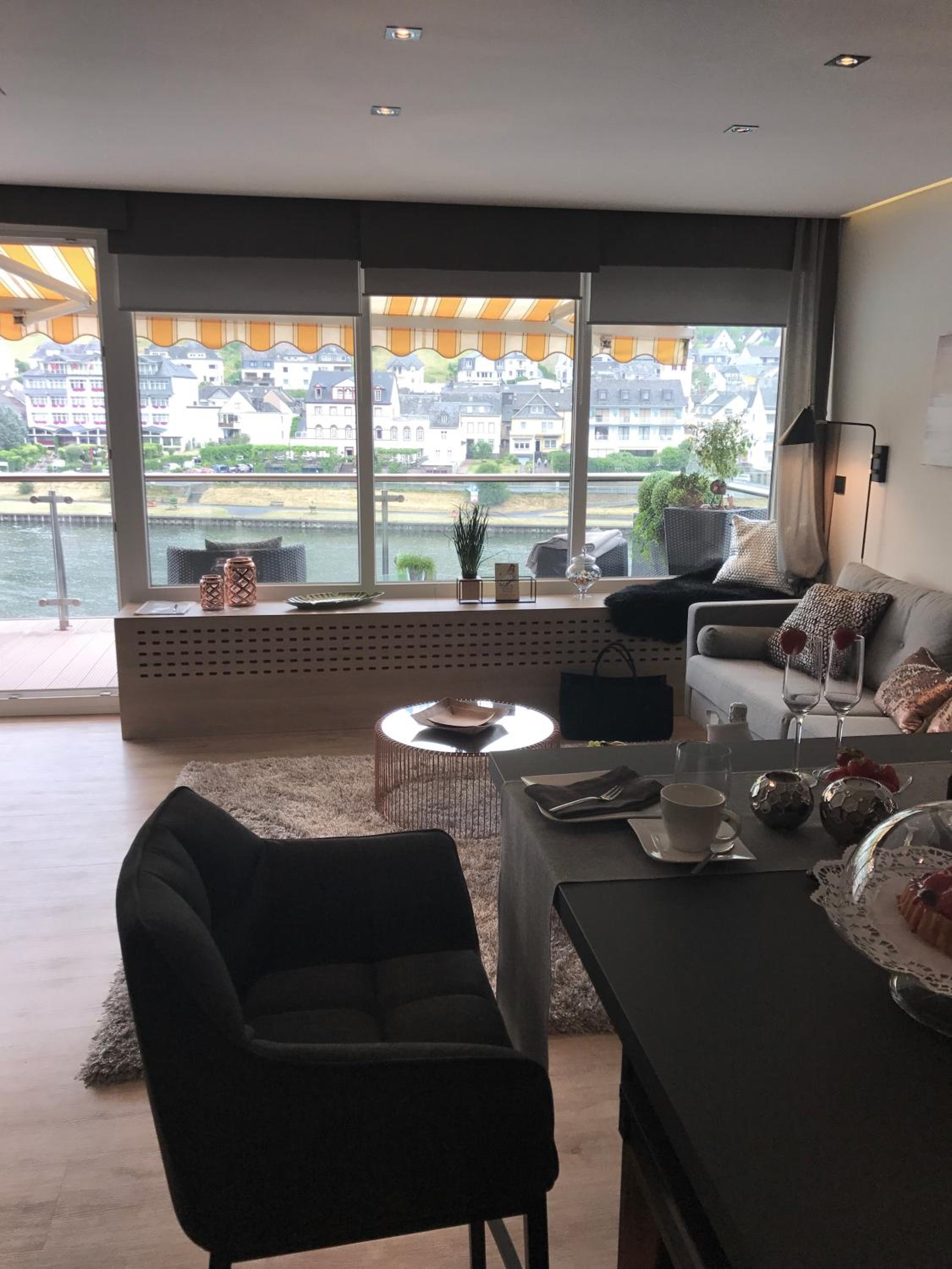 Penthouse Apartment 2 with Balcony photo 1