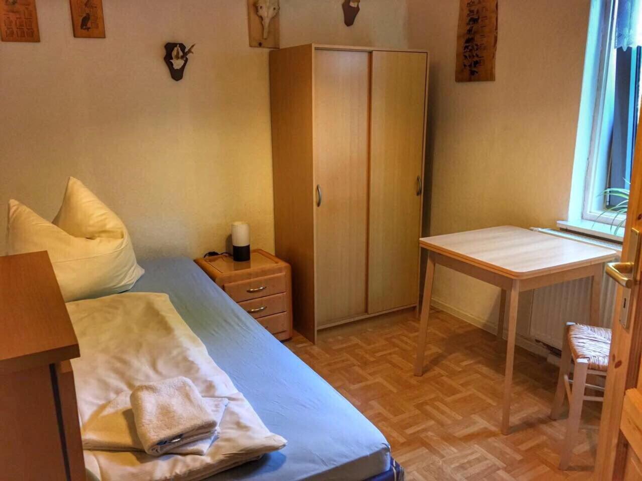 Single Room photo 2