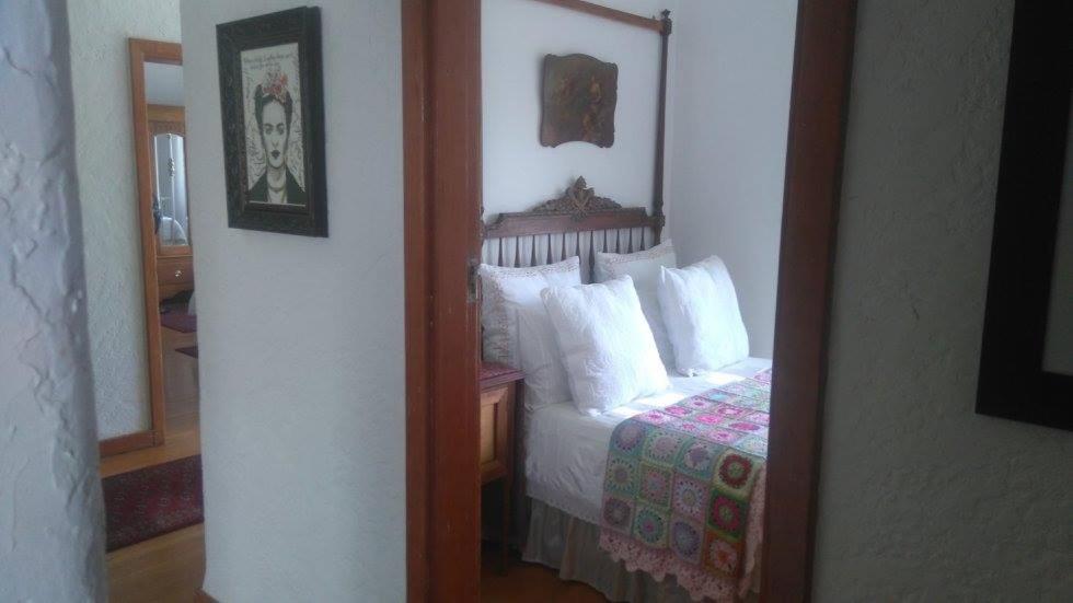 Double Room with Private Bathroom - Photo 10