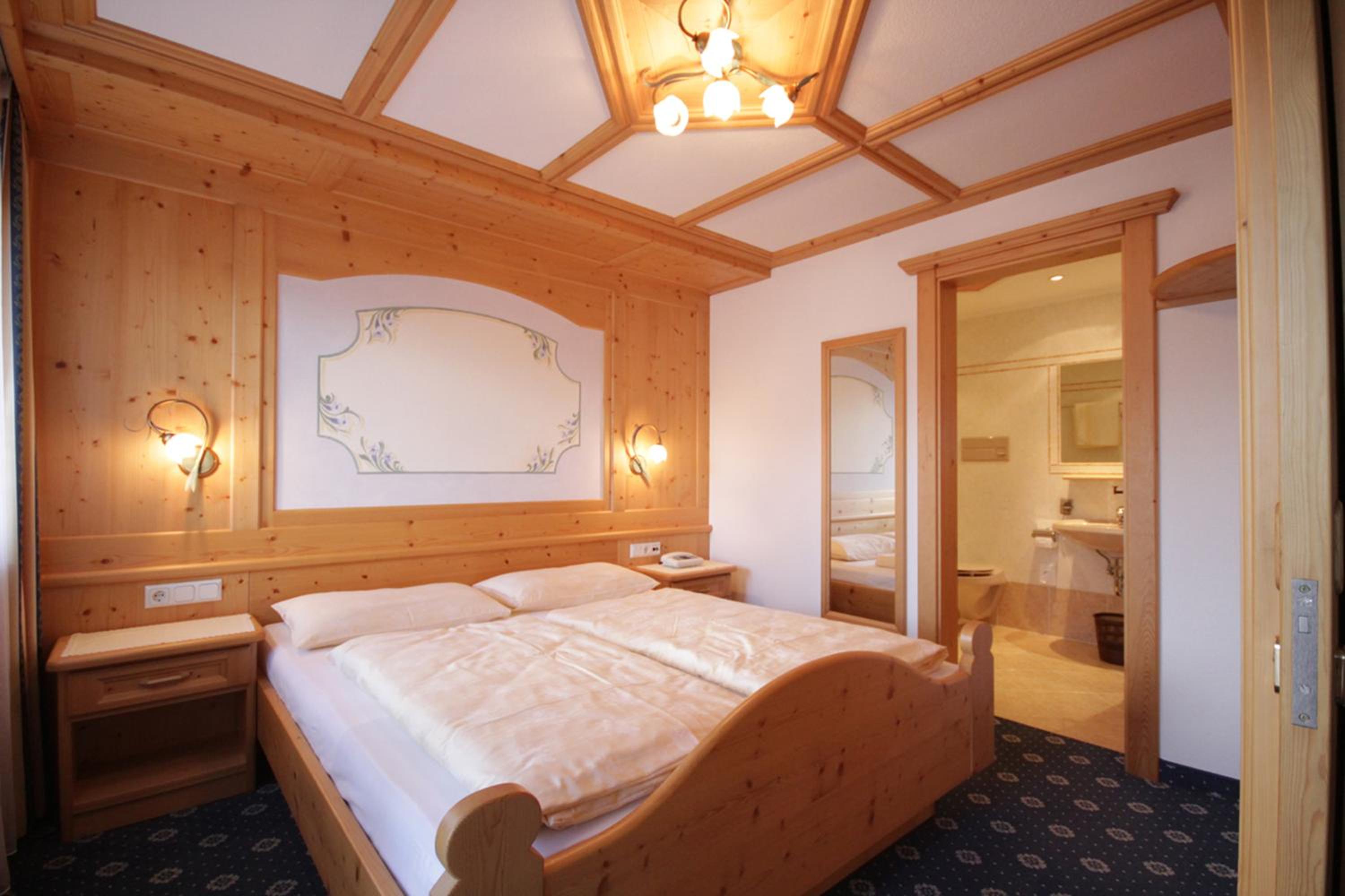 Standard Double or Twin Room photo 2