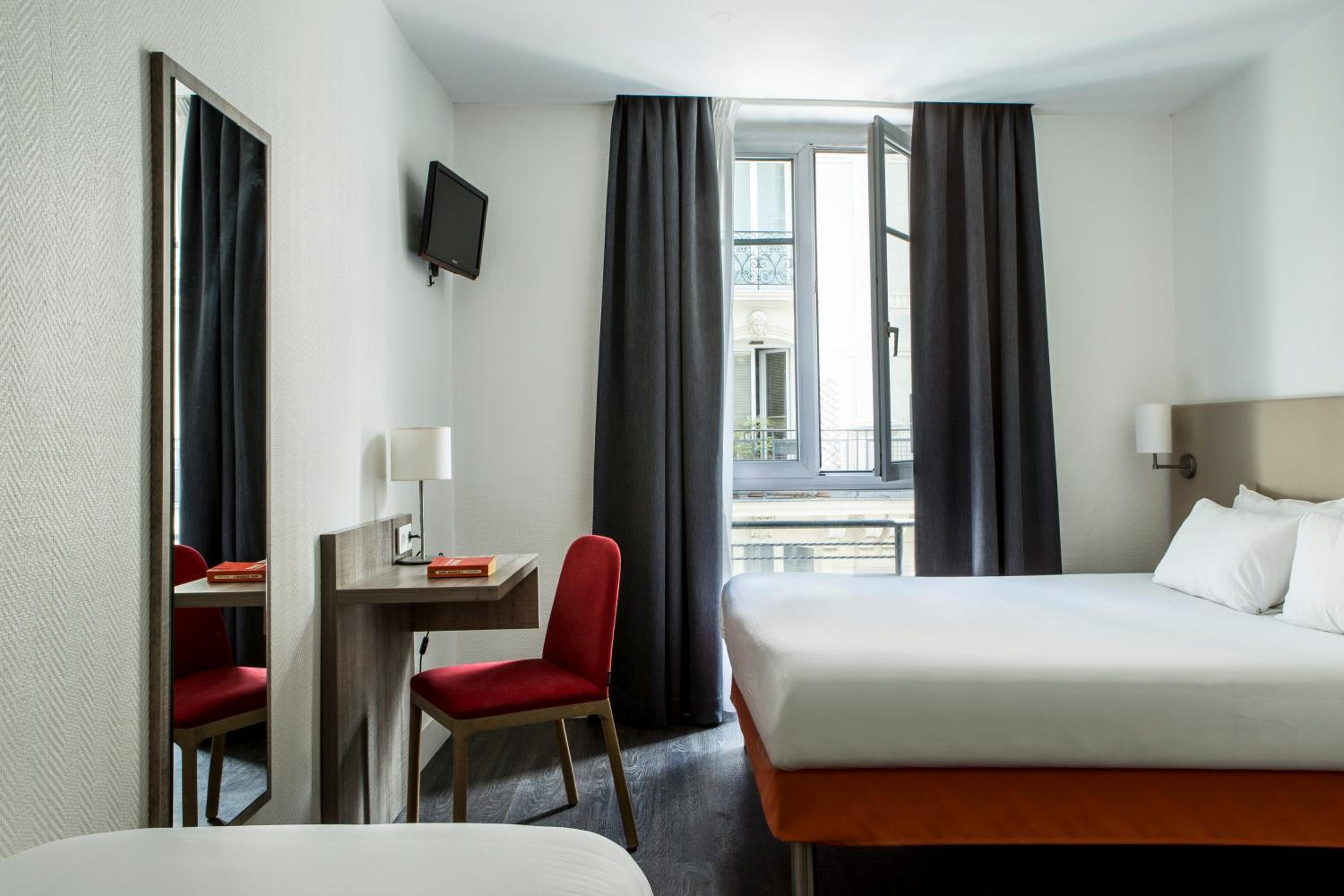 Comfort Double or Twin Room photo 1