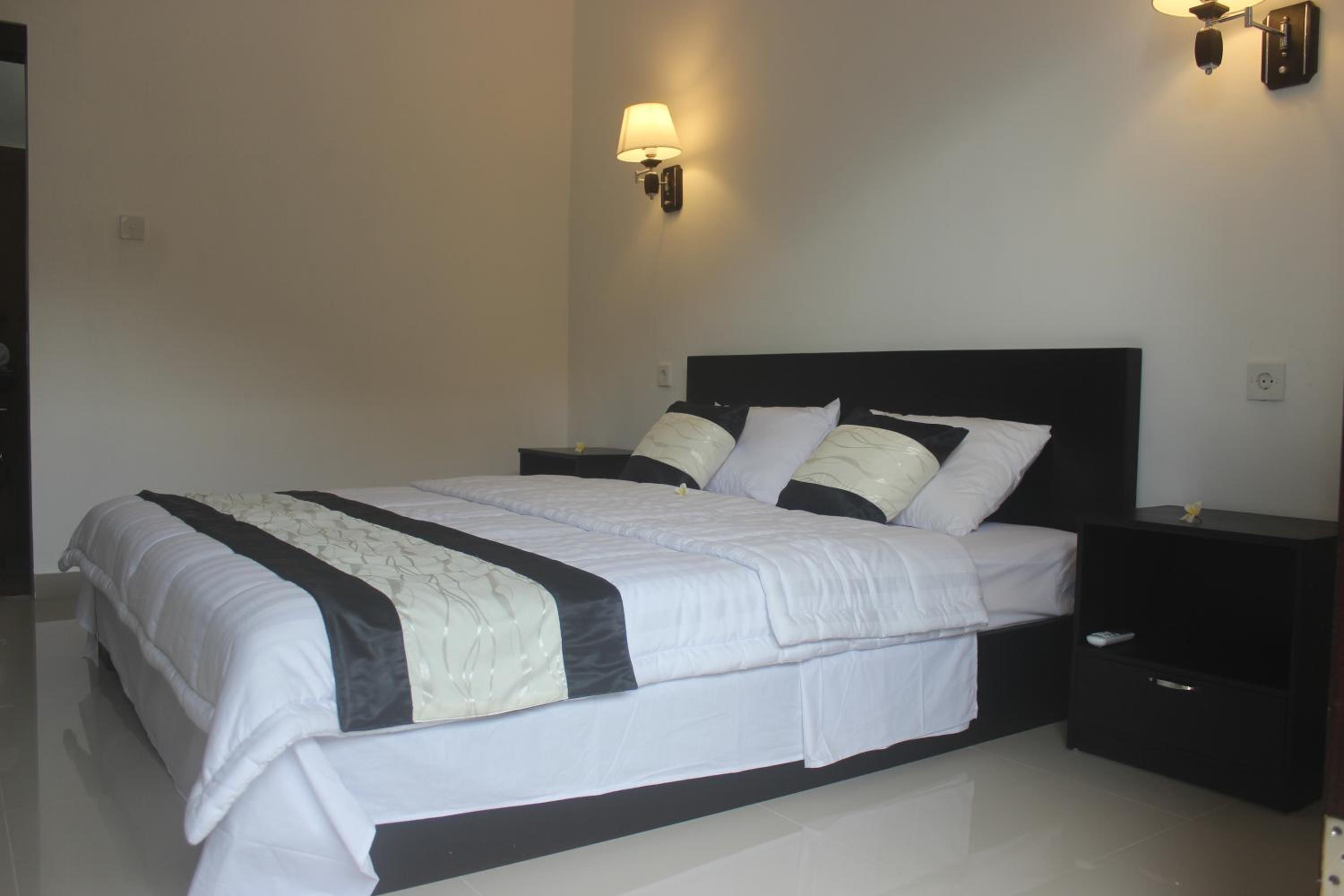 Double Room - Photo 4