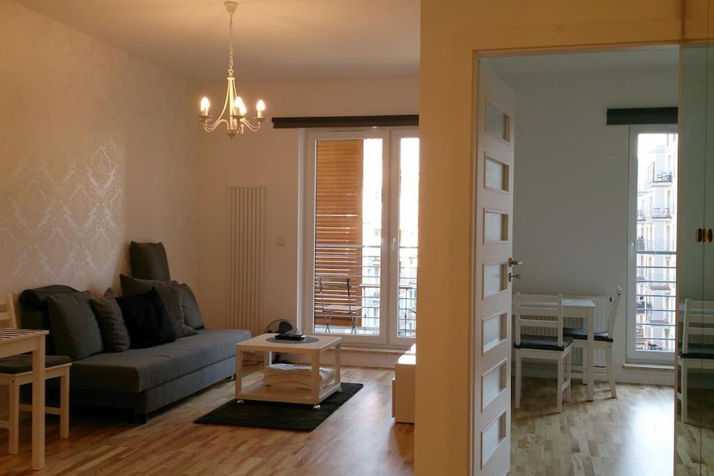 Apartment with Balcony photo 2