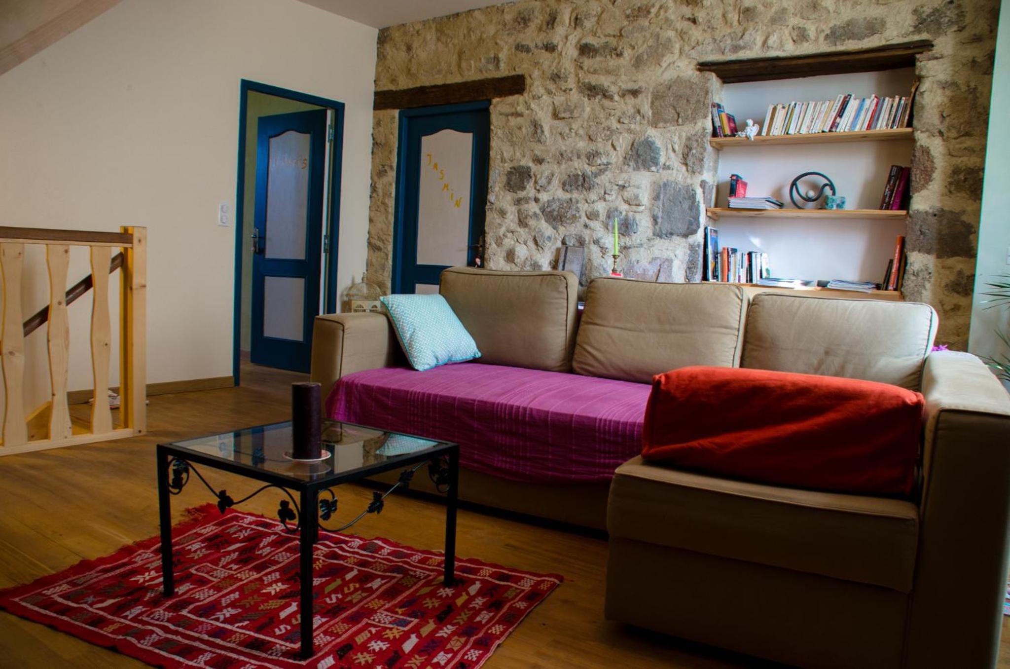 Double Room - Photo 7