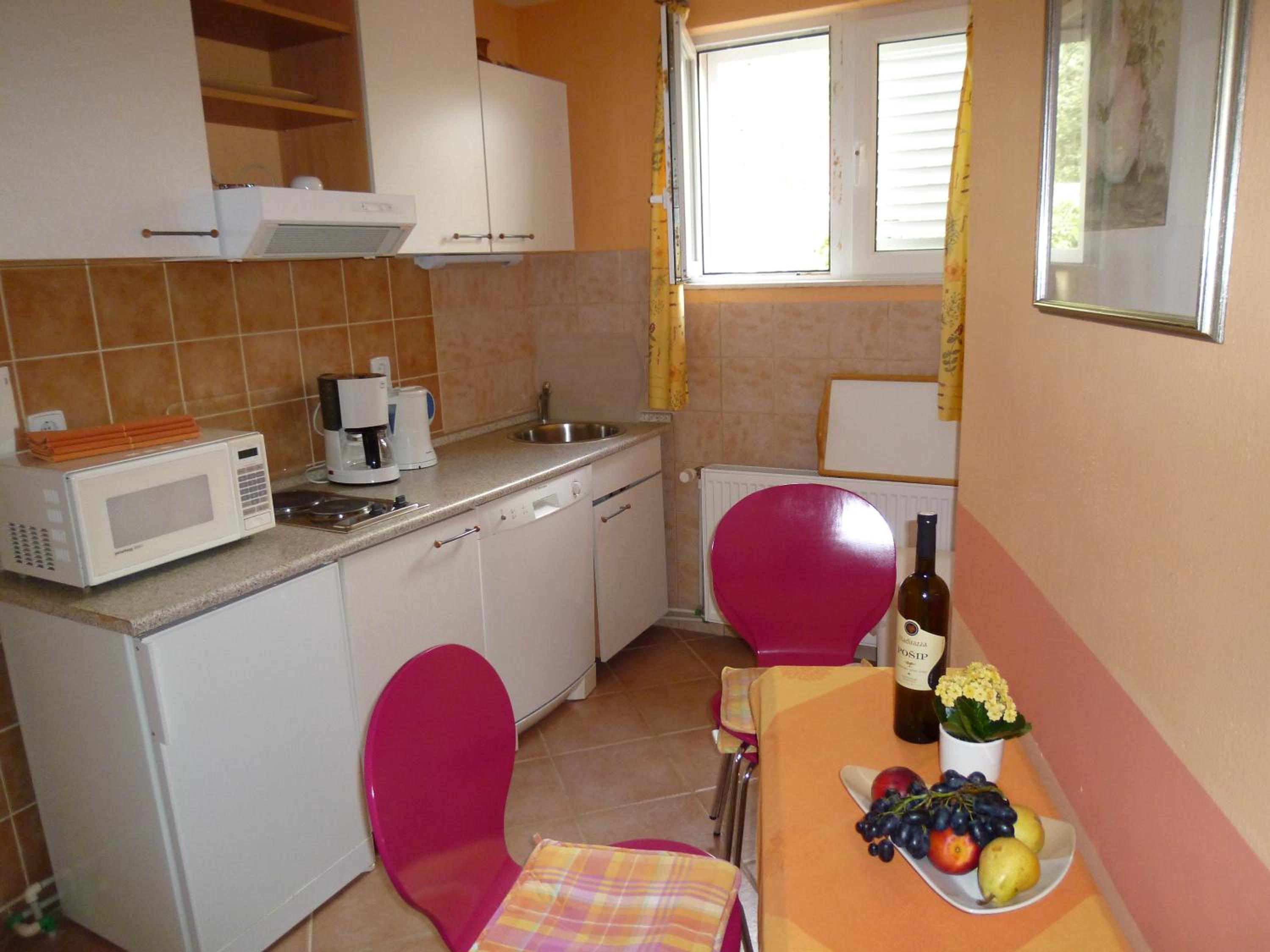 Apartment with Terrace photo 3