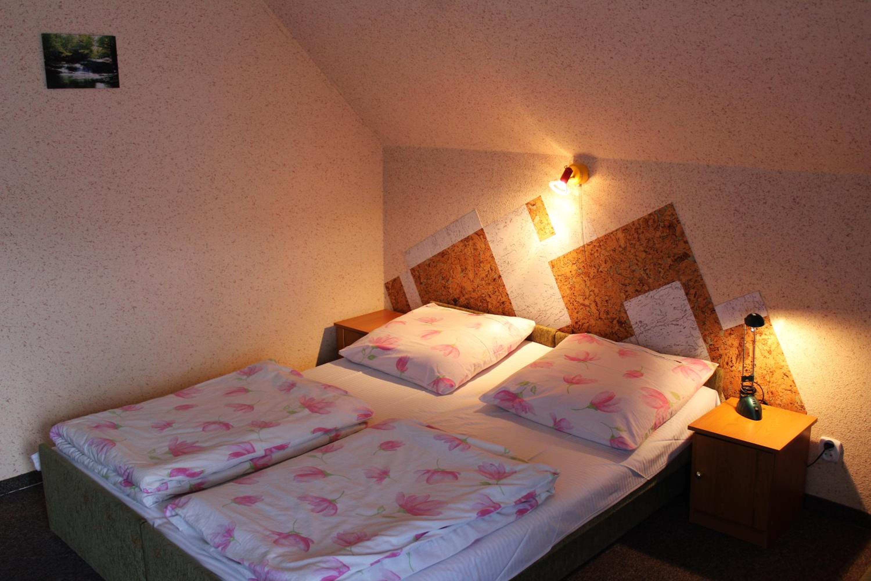 Triple Room with Private Bathroom photo 2