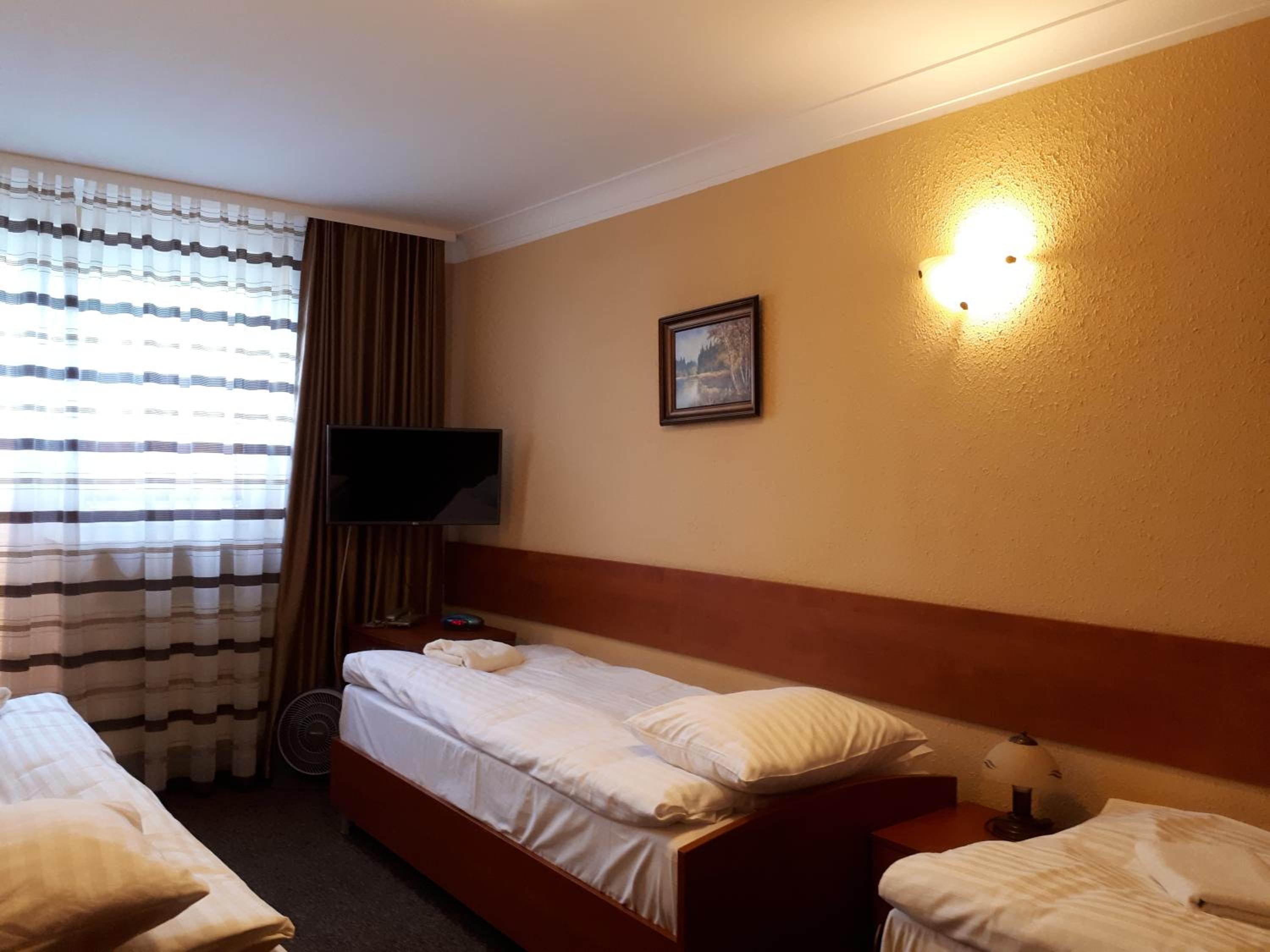 Triple Room - Photo 3