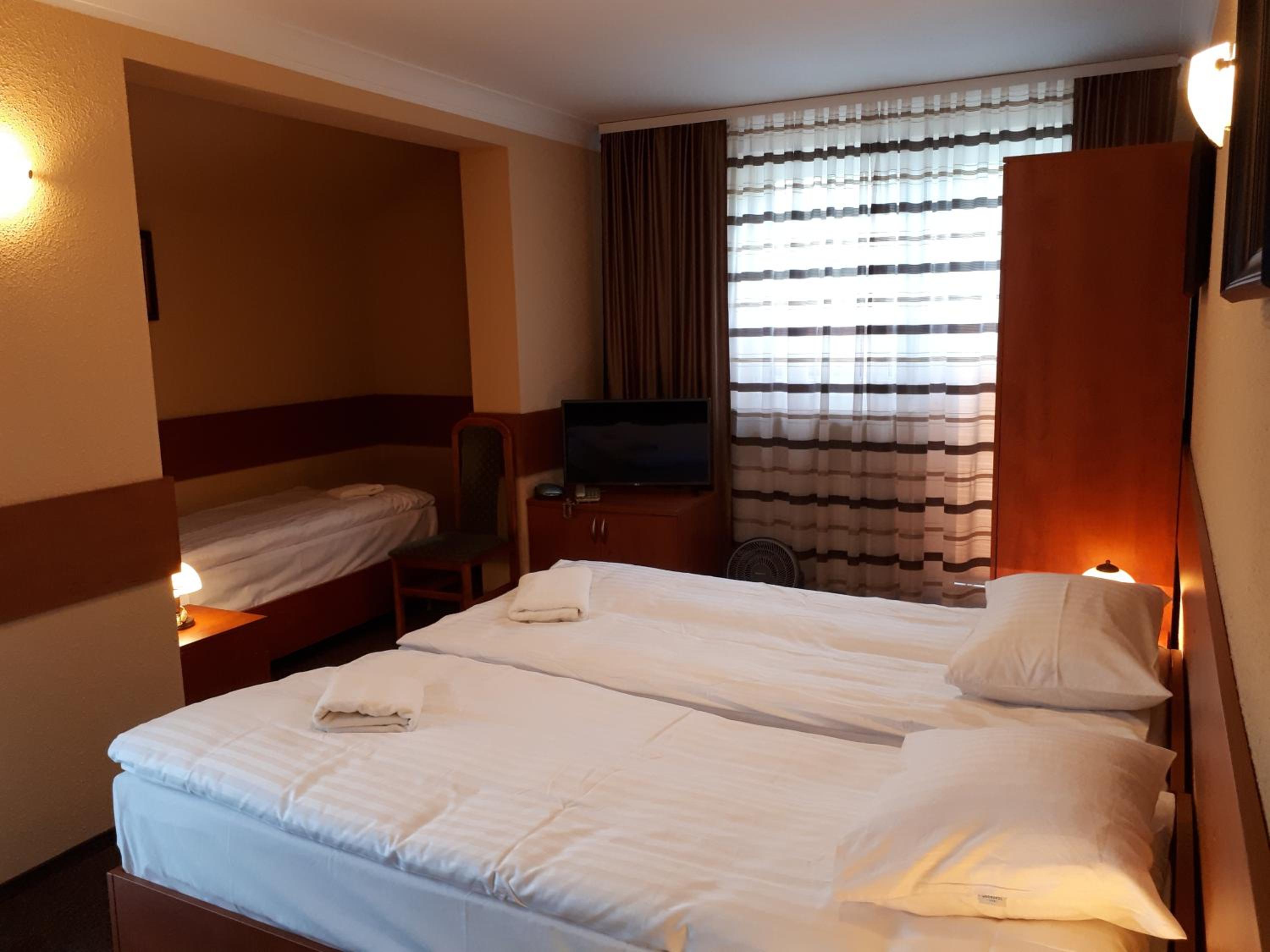 Triple Room - Photo 4