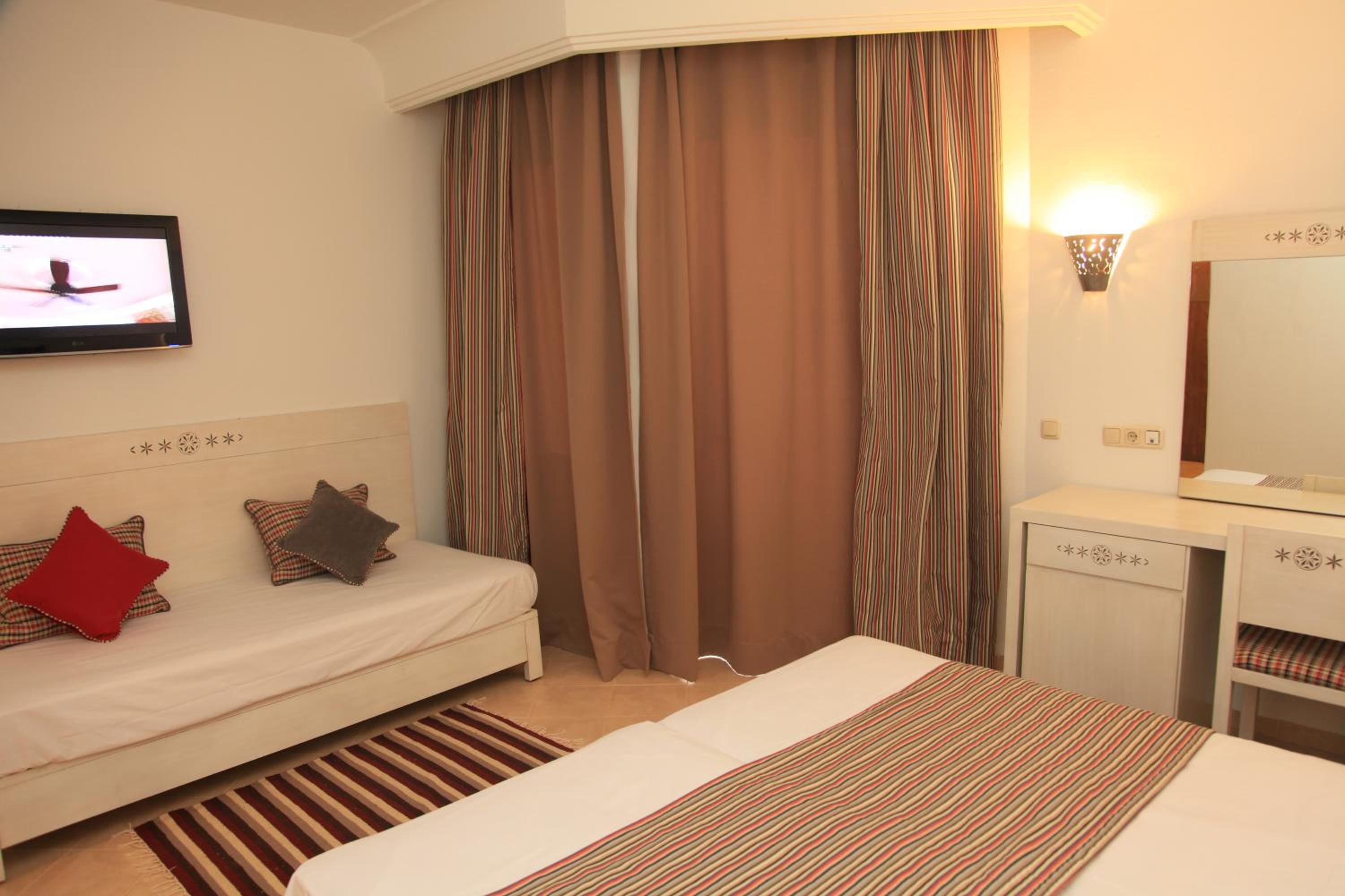 Quadruple Room photo 3