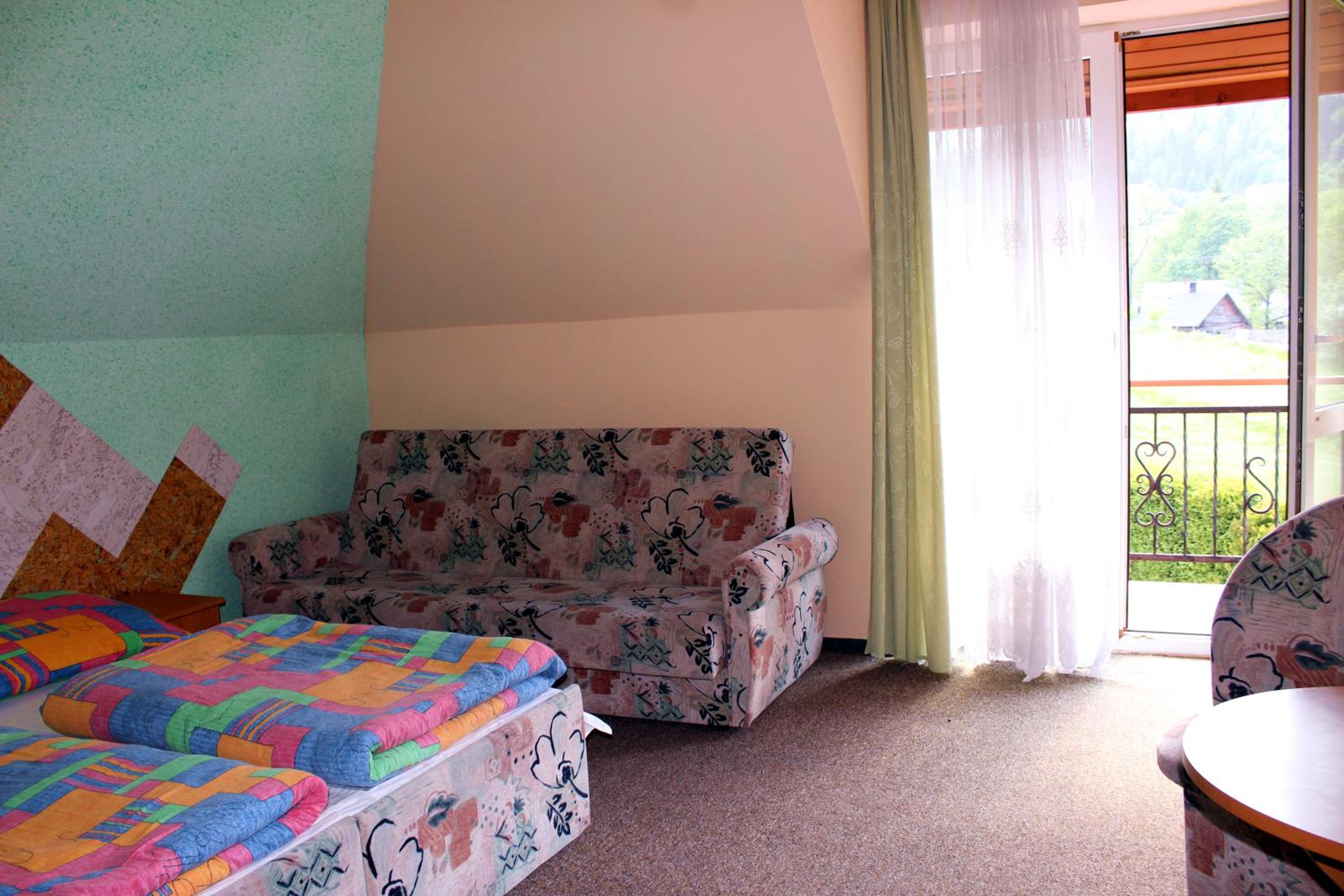 Triple Room with Private Bathroom photo 1