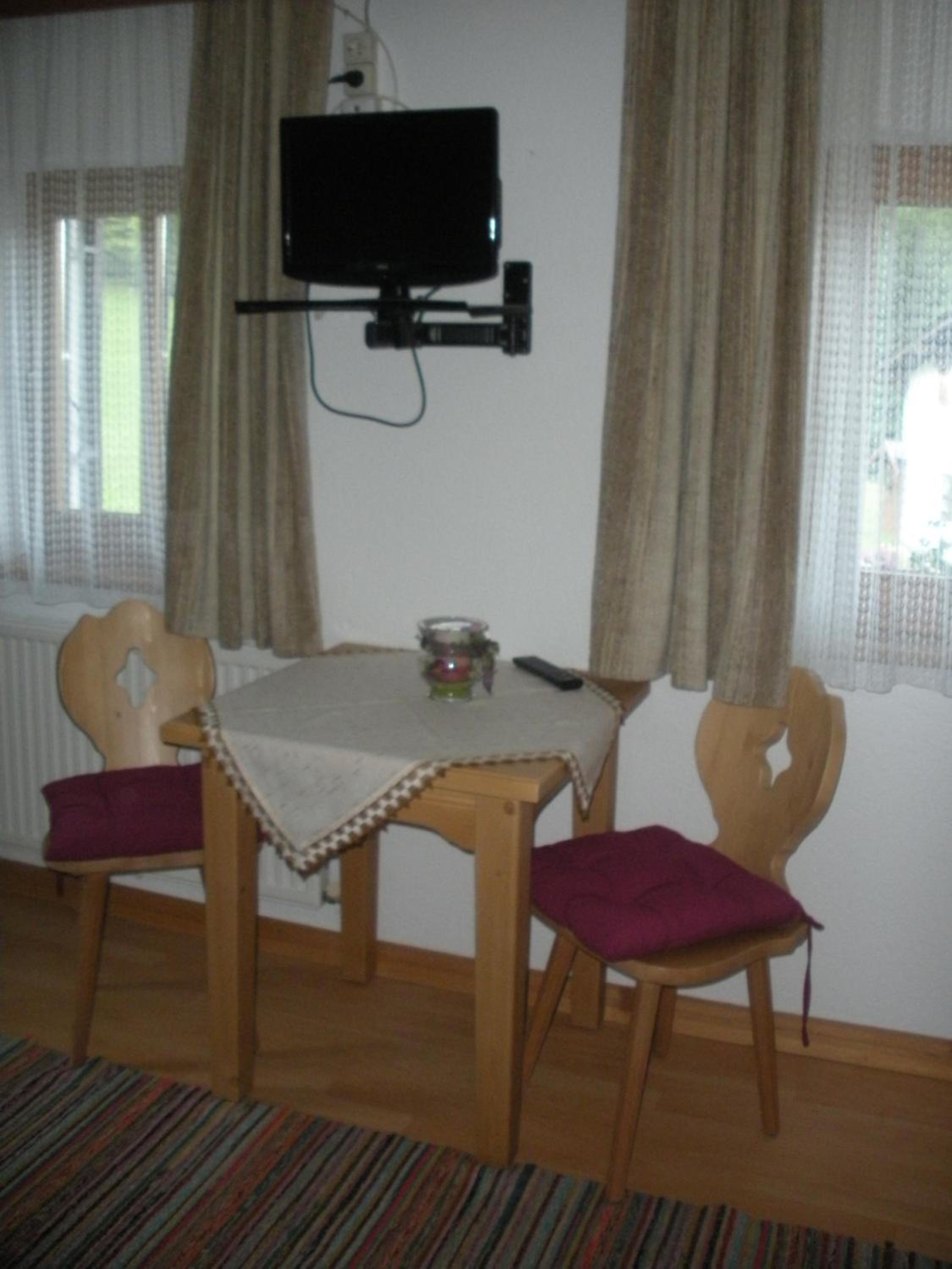 Double Room With Shared Bathroom photo 2
