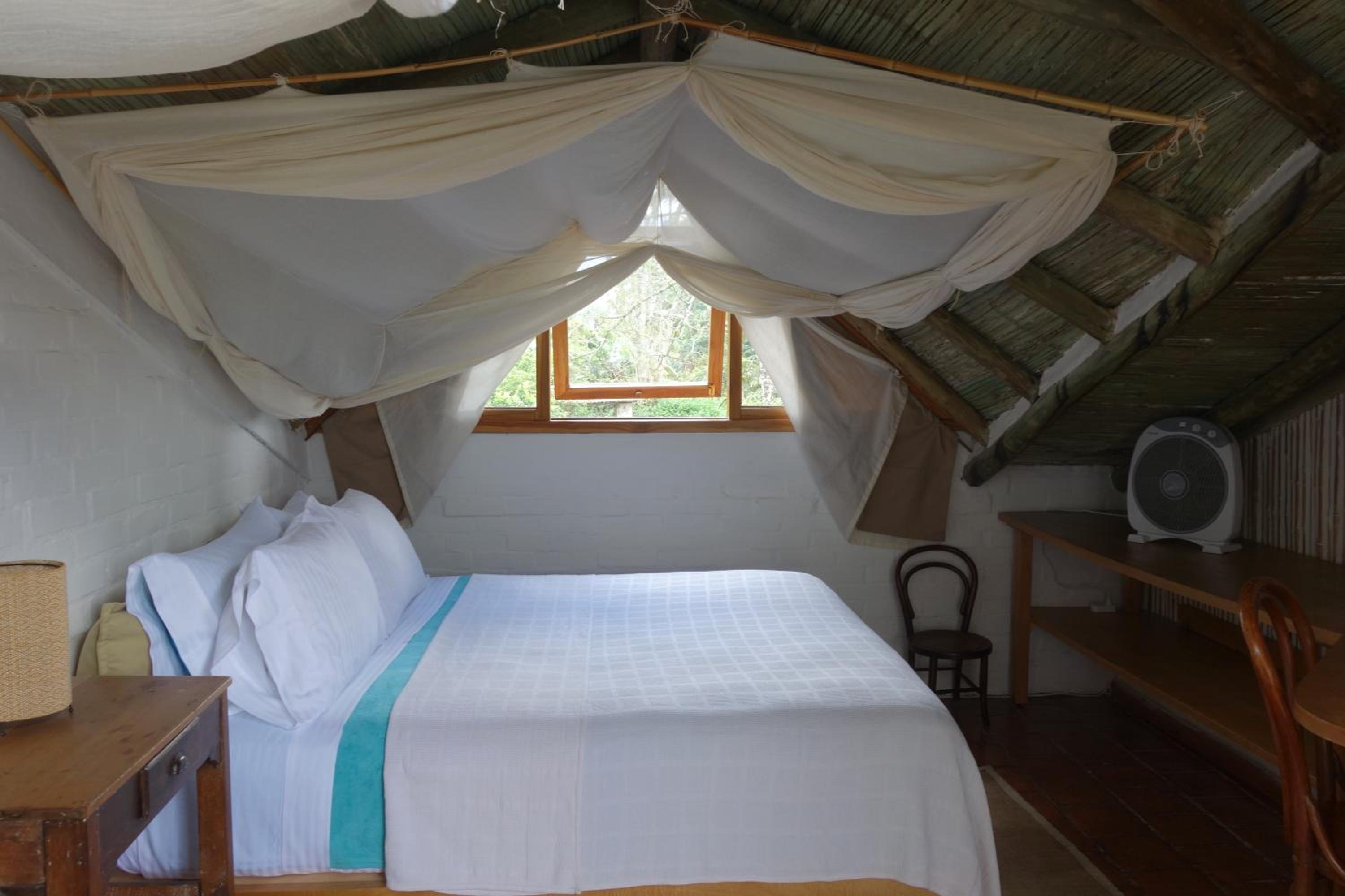 Double Room with Balcony (2 Adults + 1 Child) photo 1