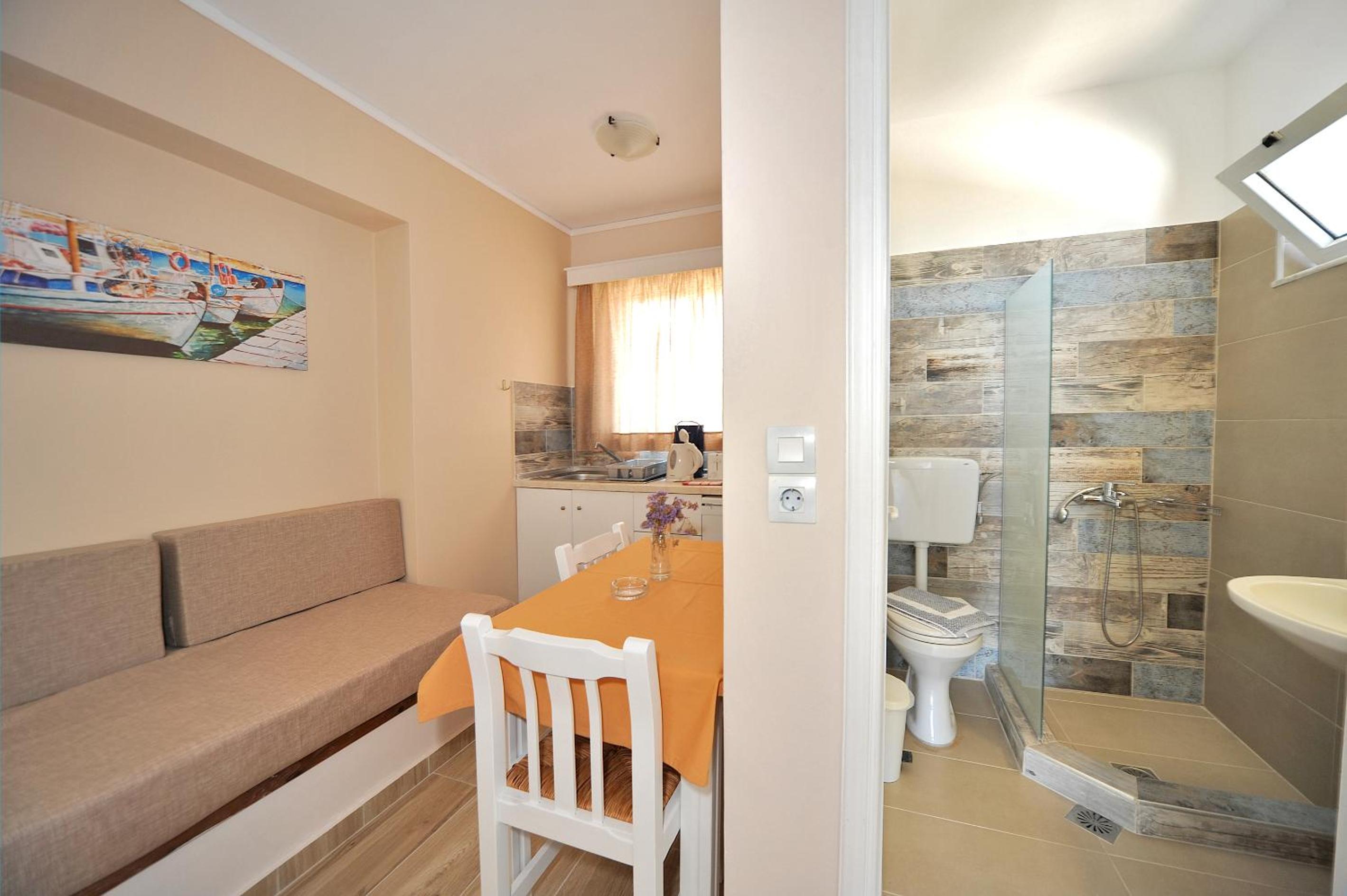 Apartment photo 3