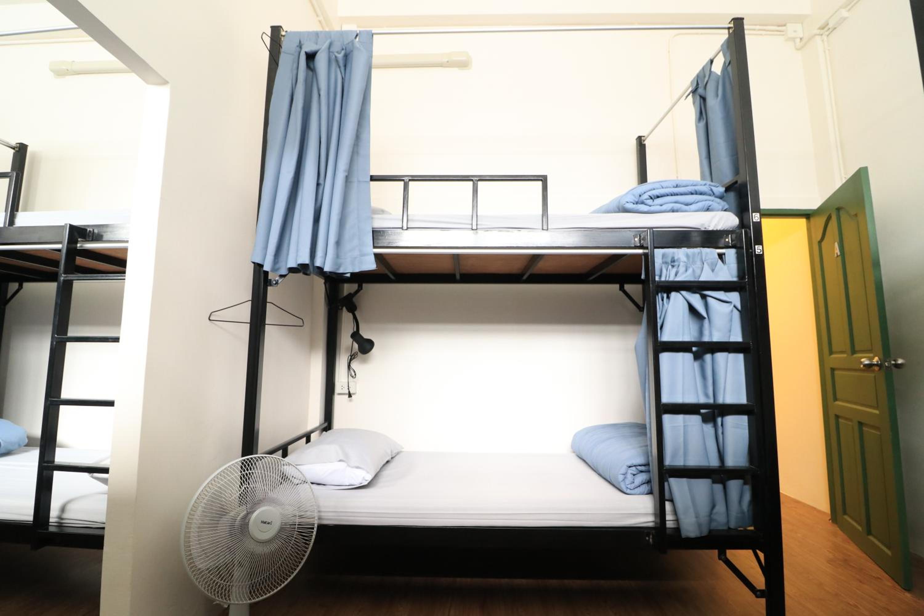 Bed in Mixed Dormitory Room - No Window photo 2
