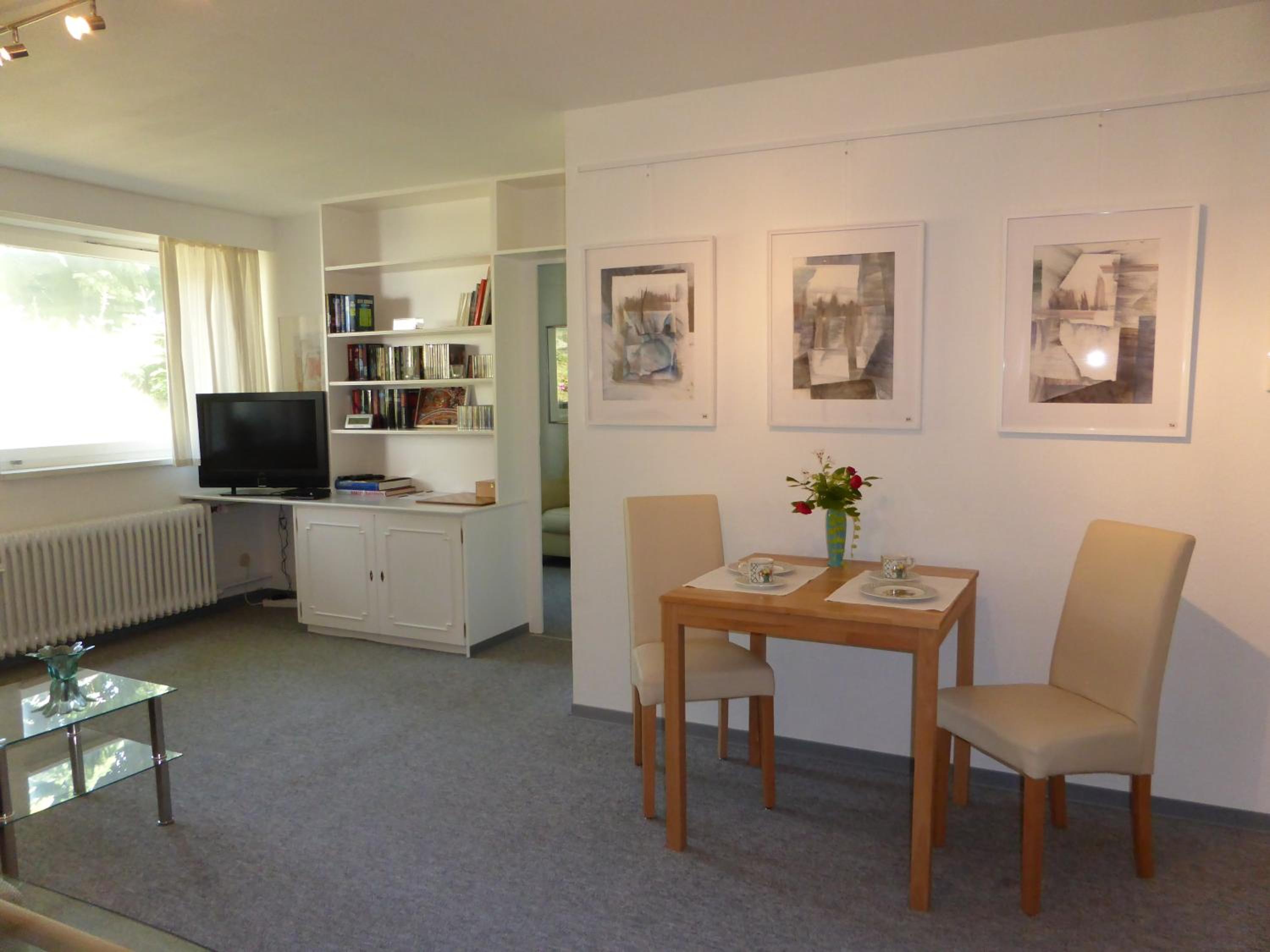 Apartment photo 3