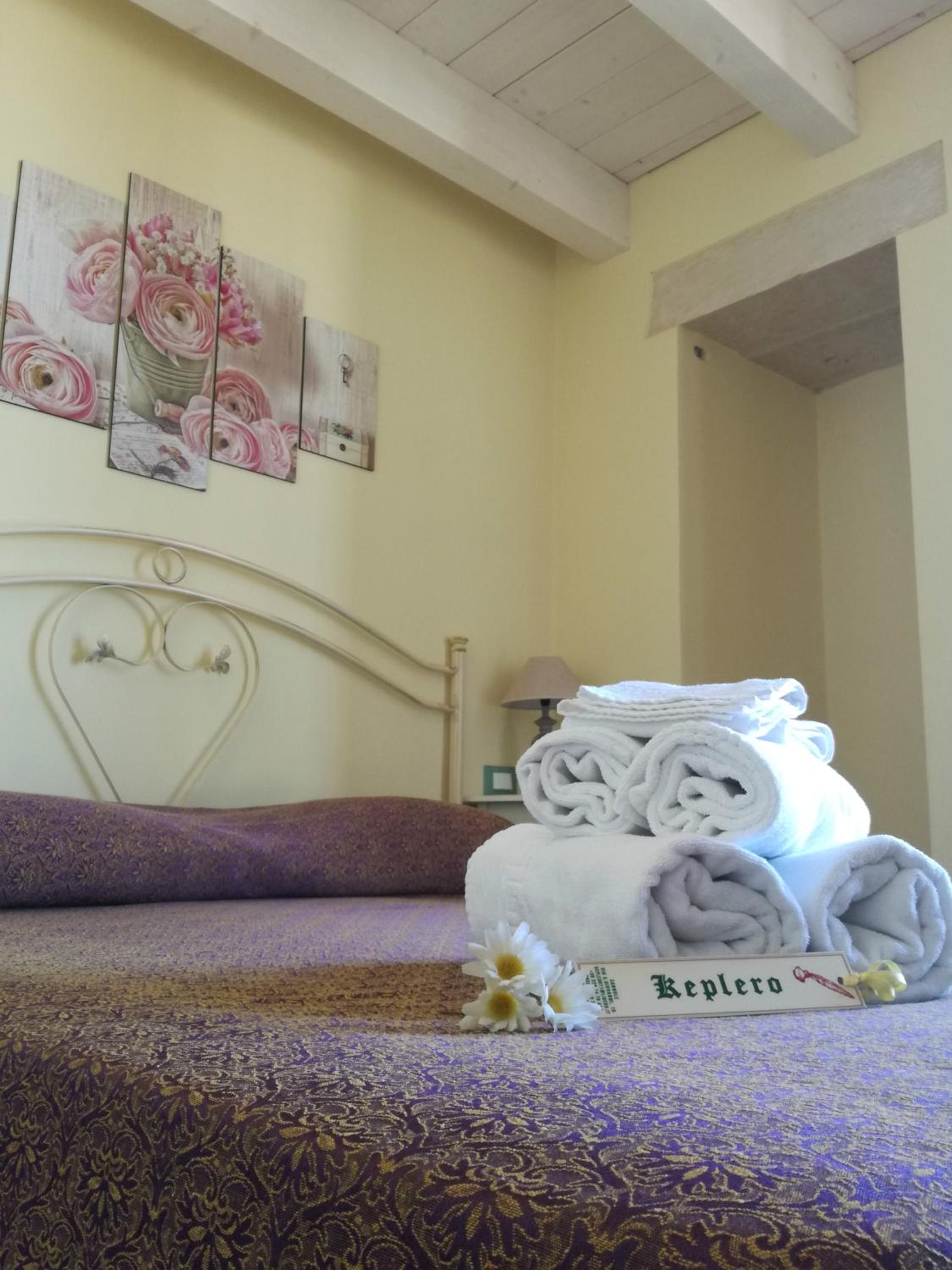 Quadruple Room with Private Bathroom photo 1