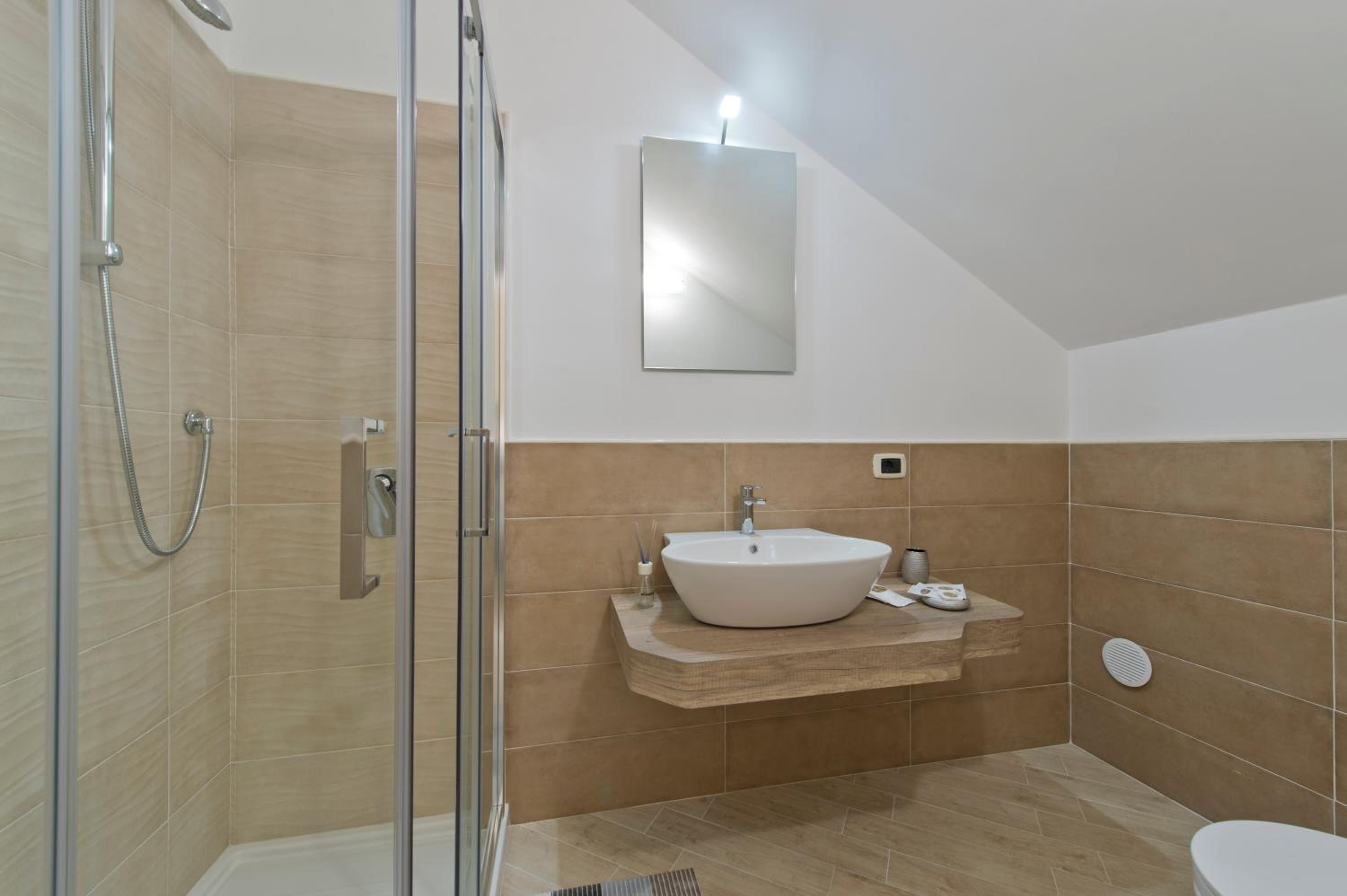 Twin Room with Sea View - Photo 5