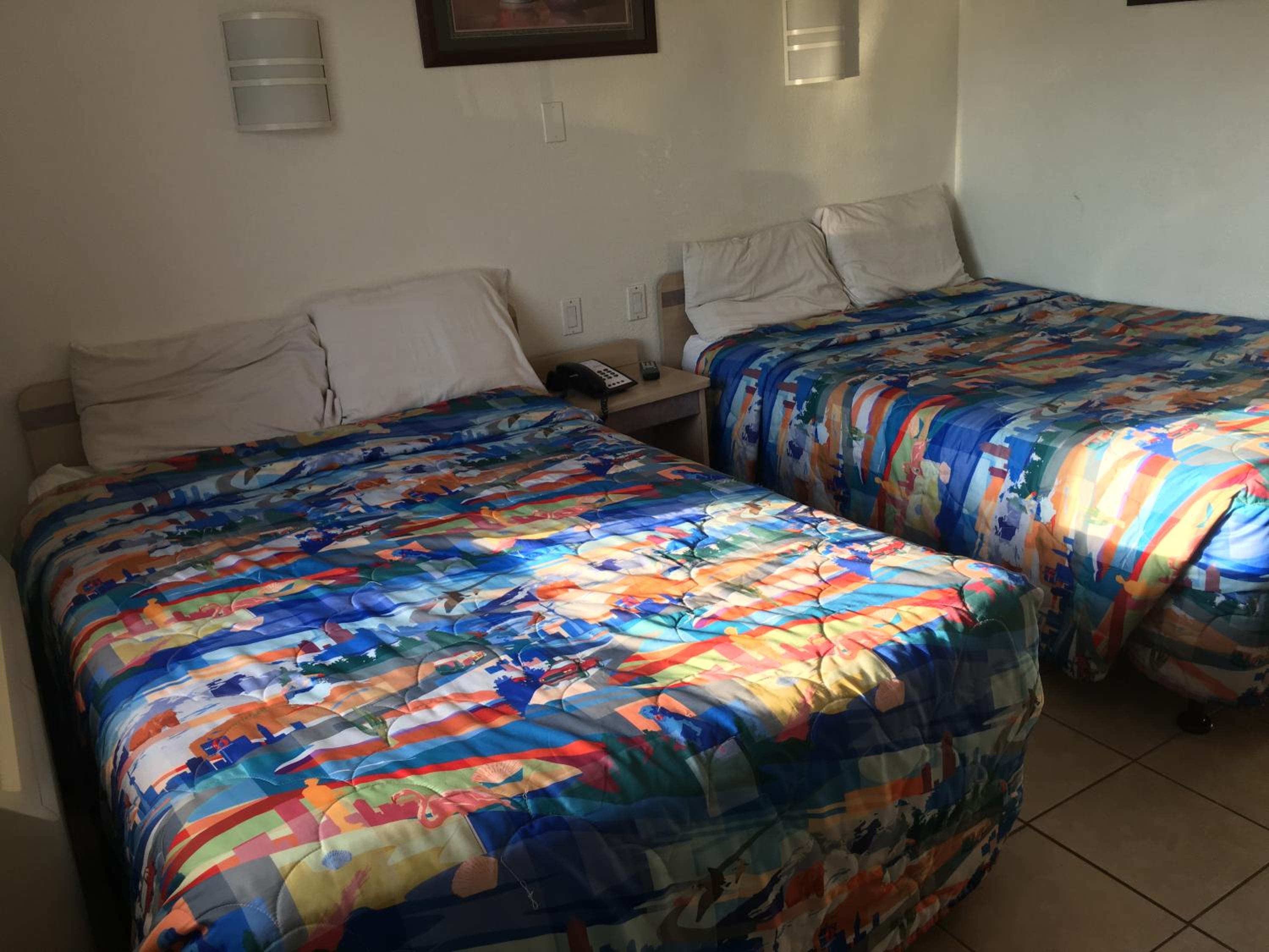 Double Room with Two Double Beds - Photo 3