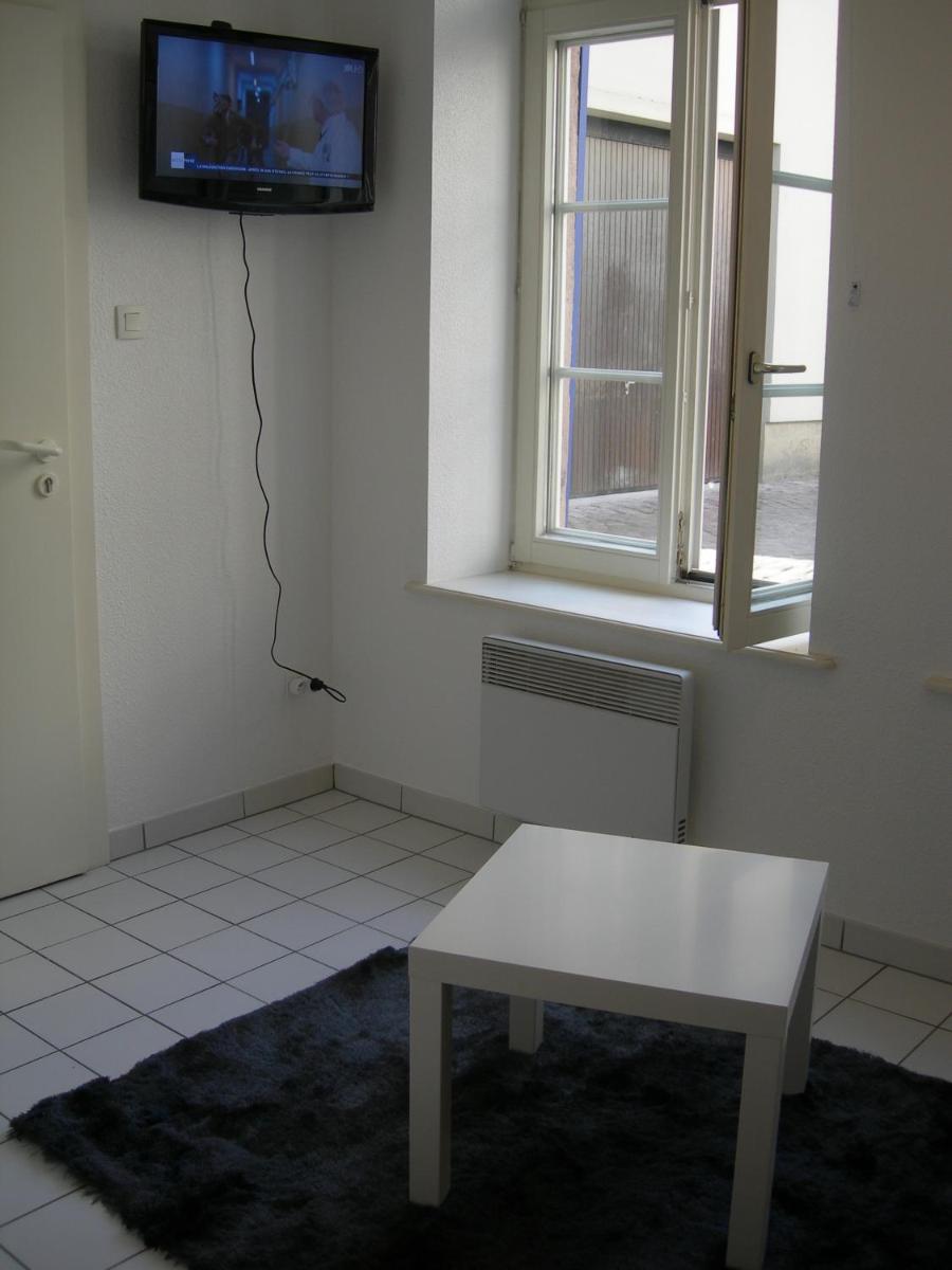 Apartment - Ground Floor photo 3