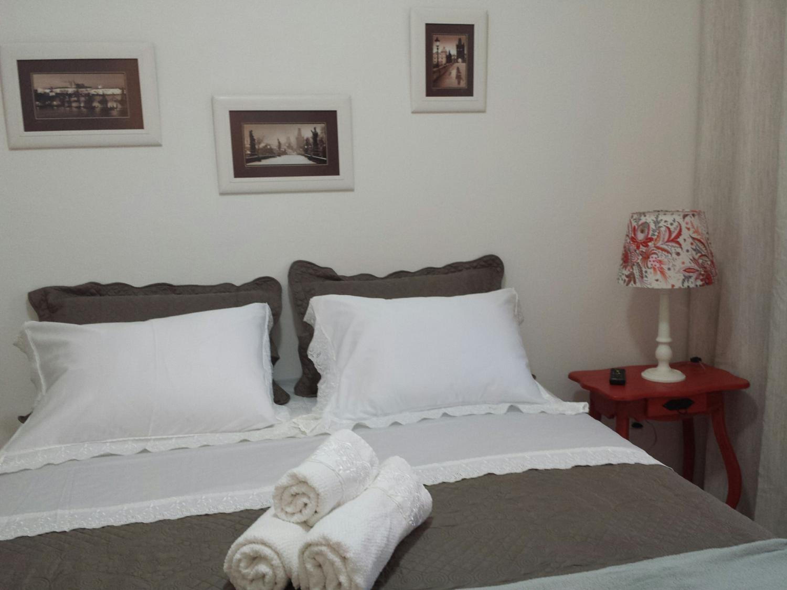 Queen Room with Balcony photo 3