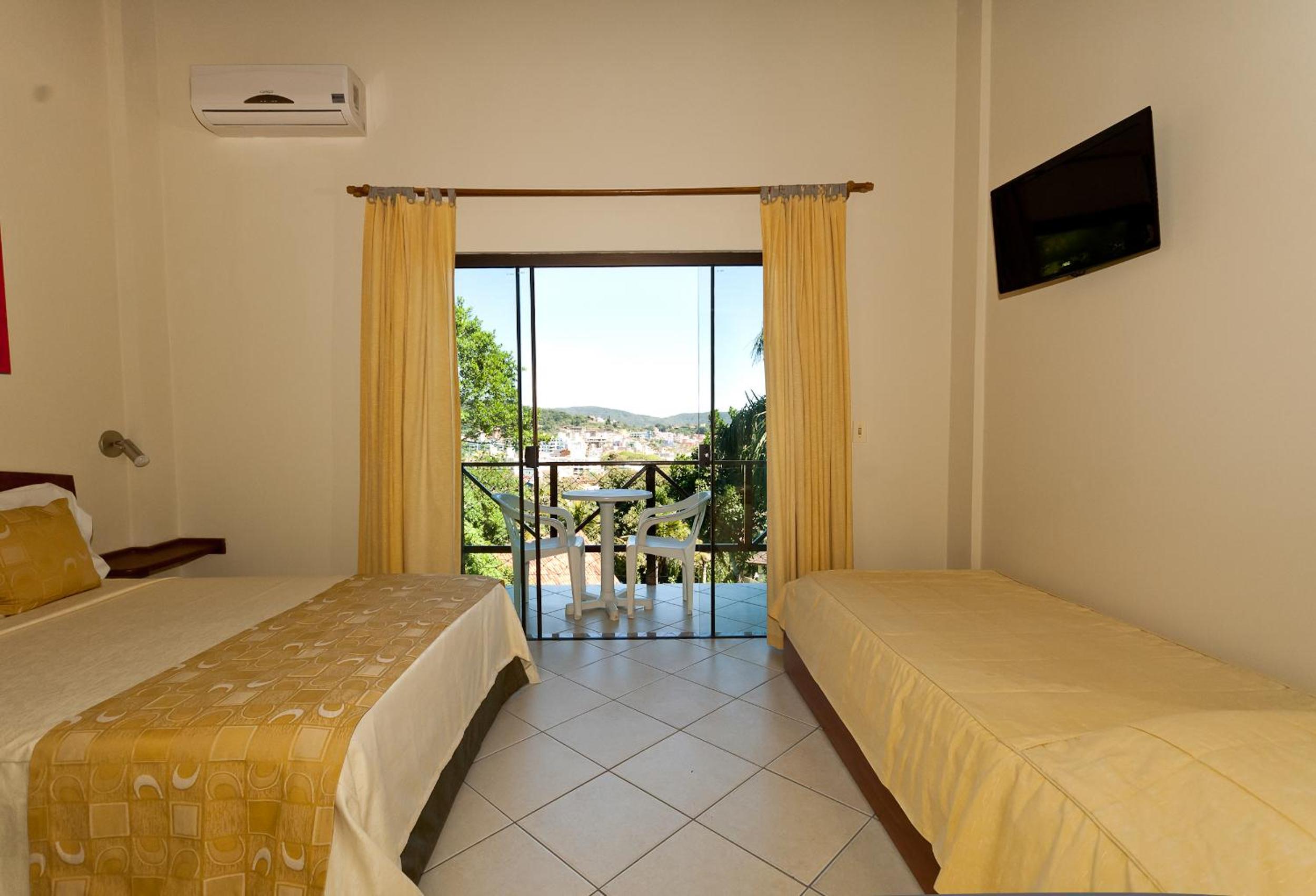 Triple Room with Pool View