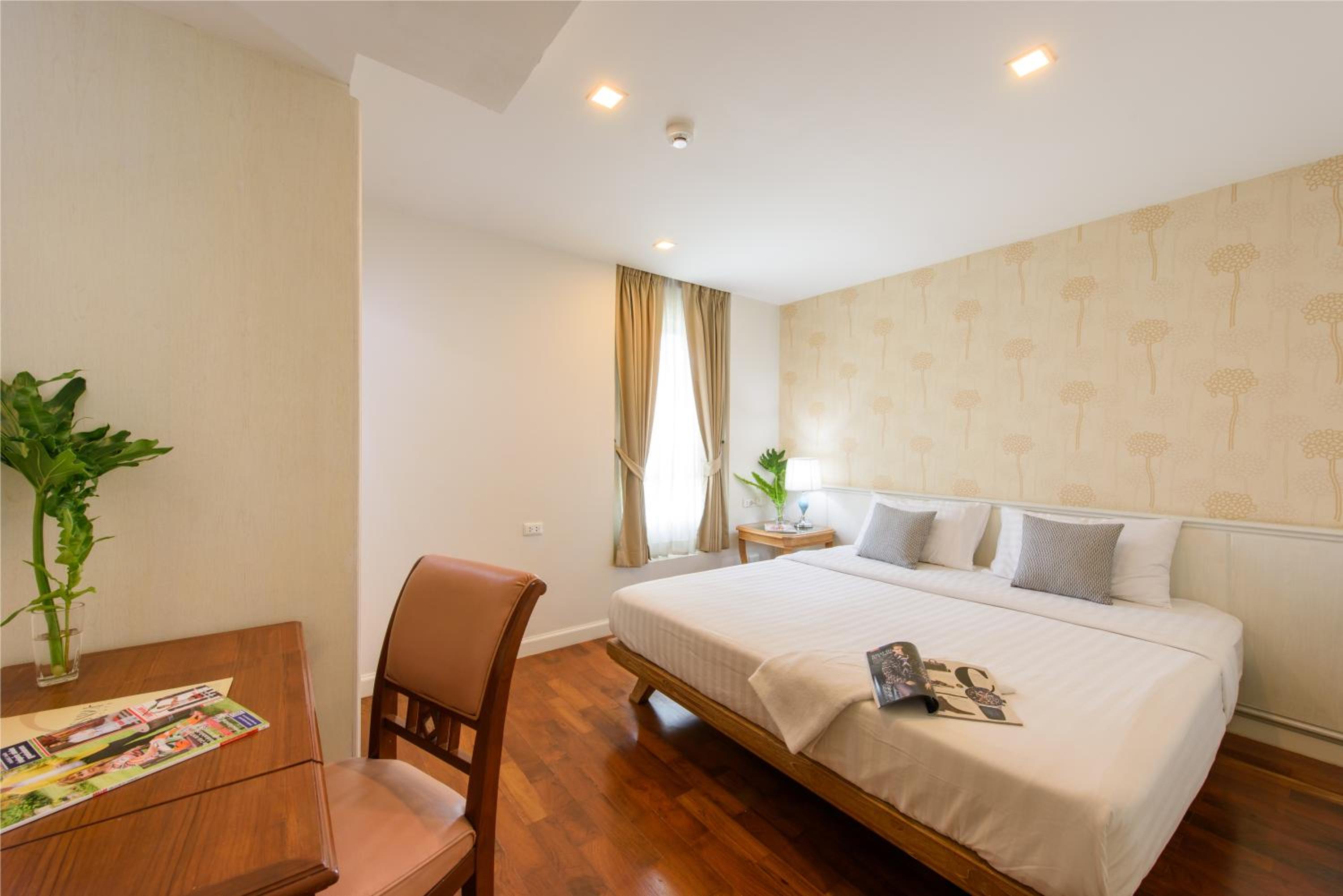 Family One-Bedroom Suite (4 Adults)