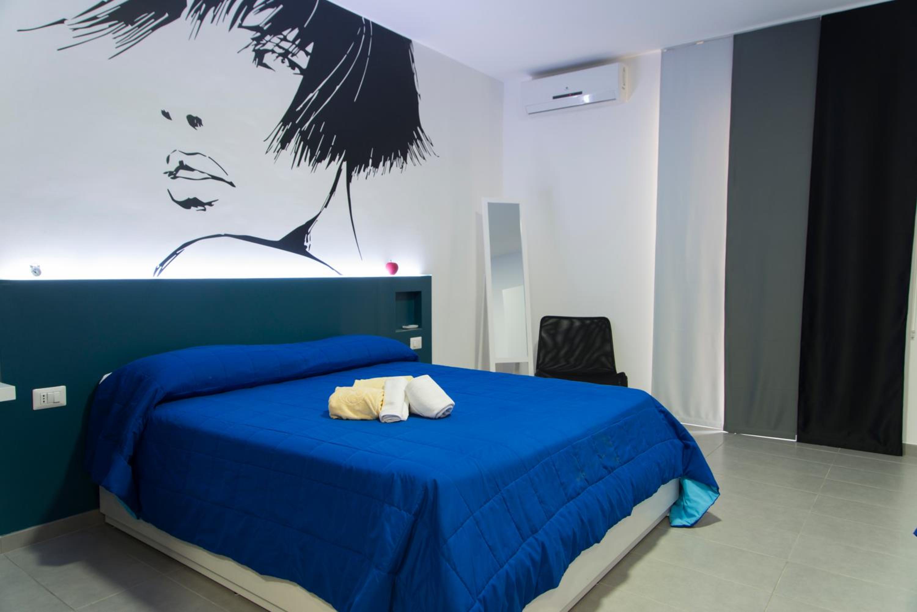 Triple Room with Private Bathroom photo 3