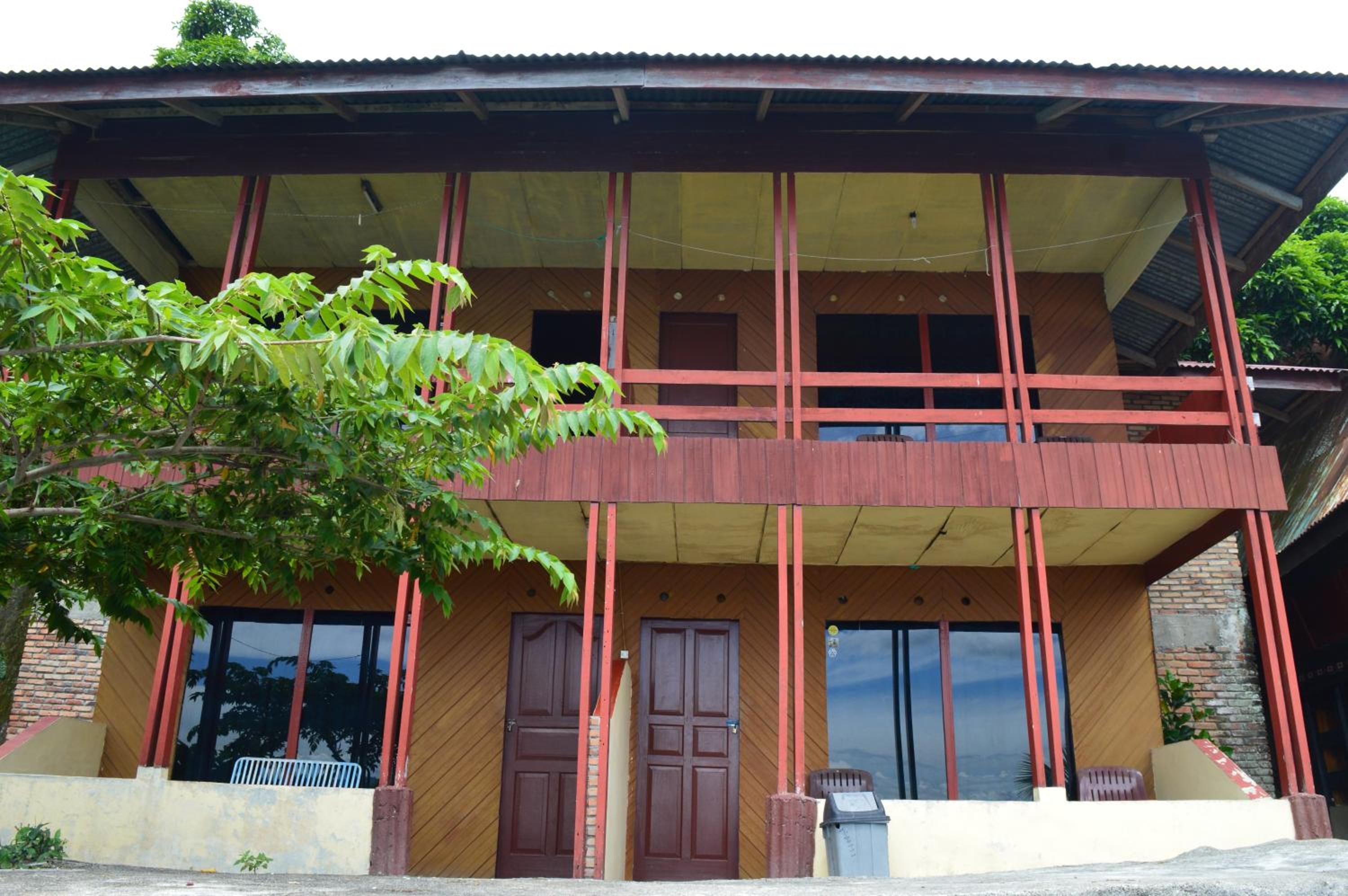 Twin Room with Lake View - Photo 14
