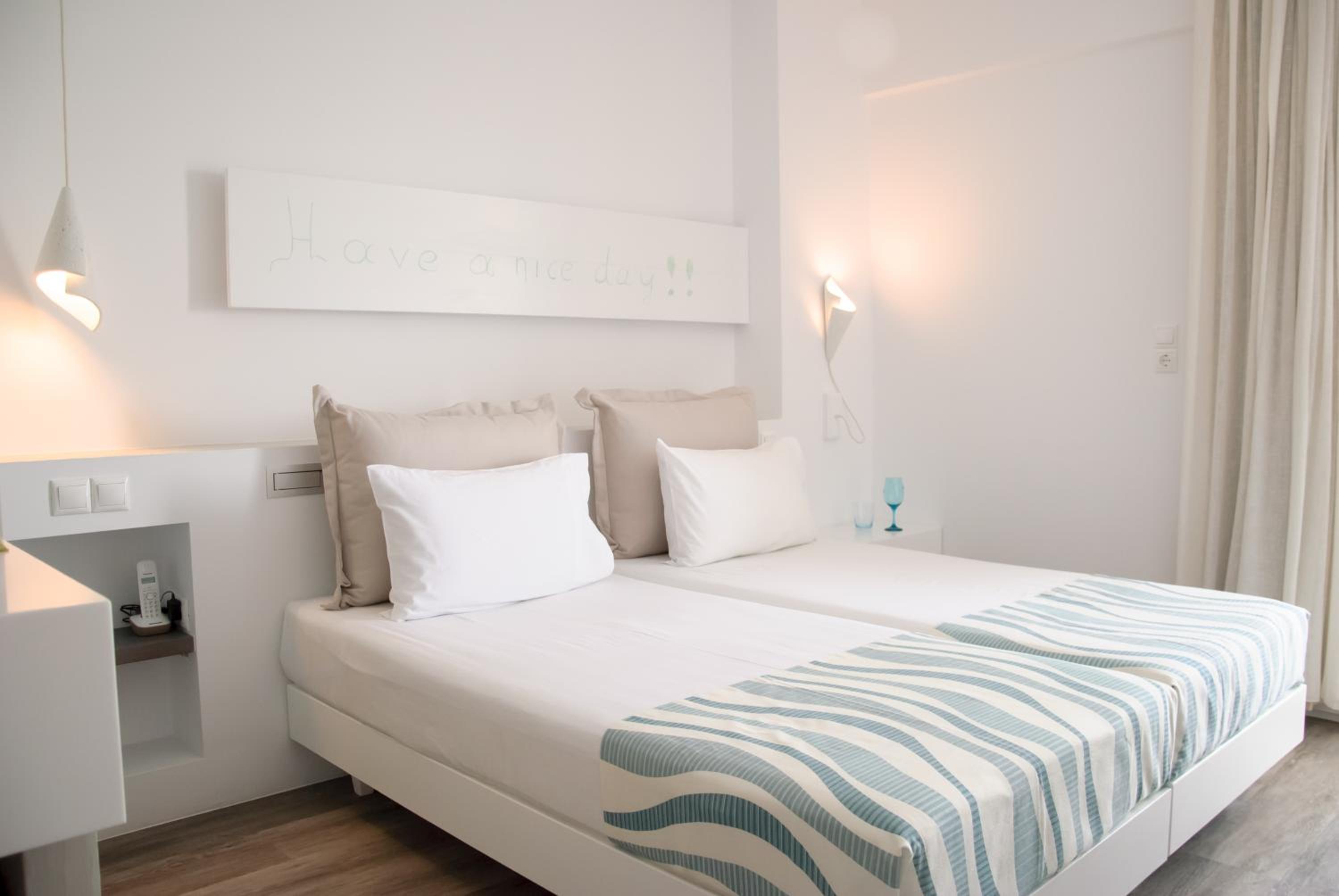 Double Room with Sea View photo 1